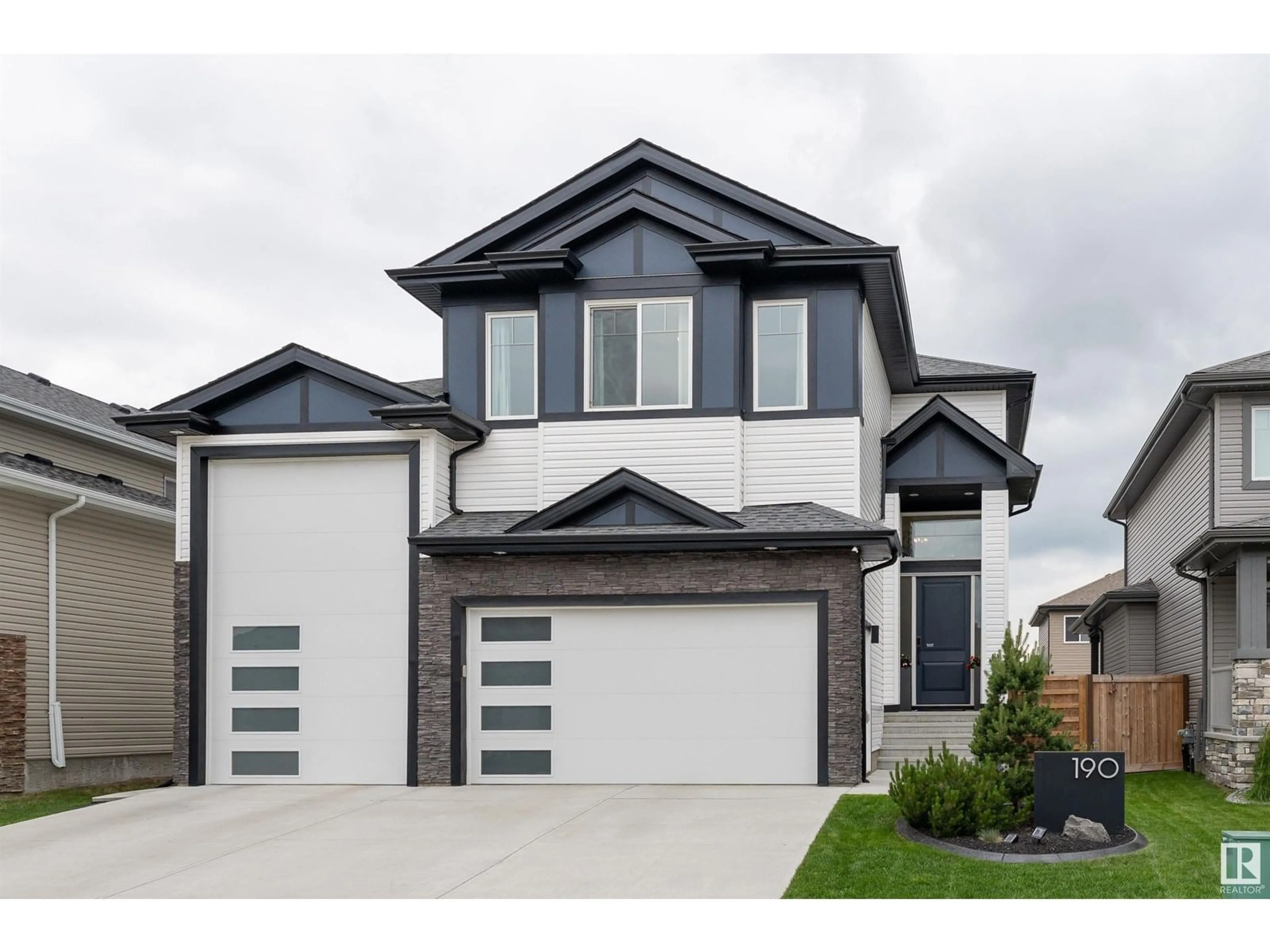 Home with vinyl exterior material, street for 190 CRANBERRY BN, Fort Saskatchewan Alberta T8L0R5