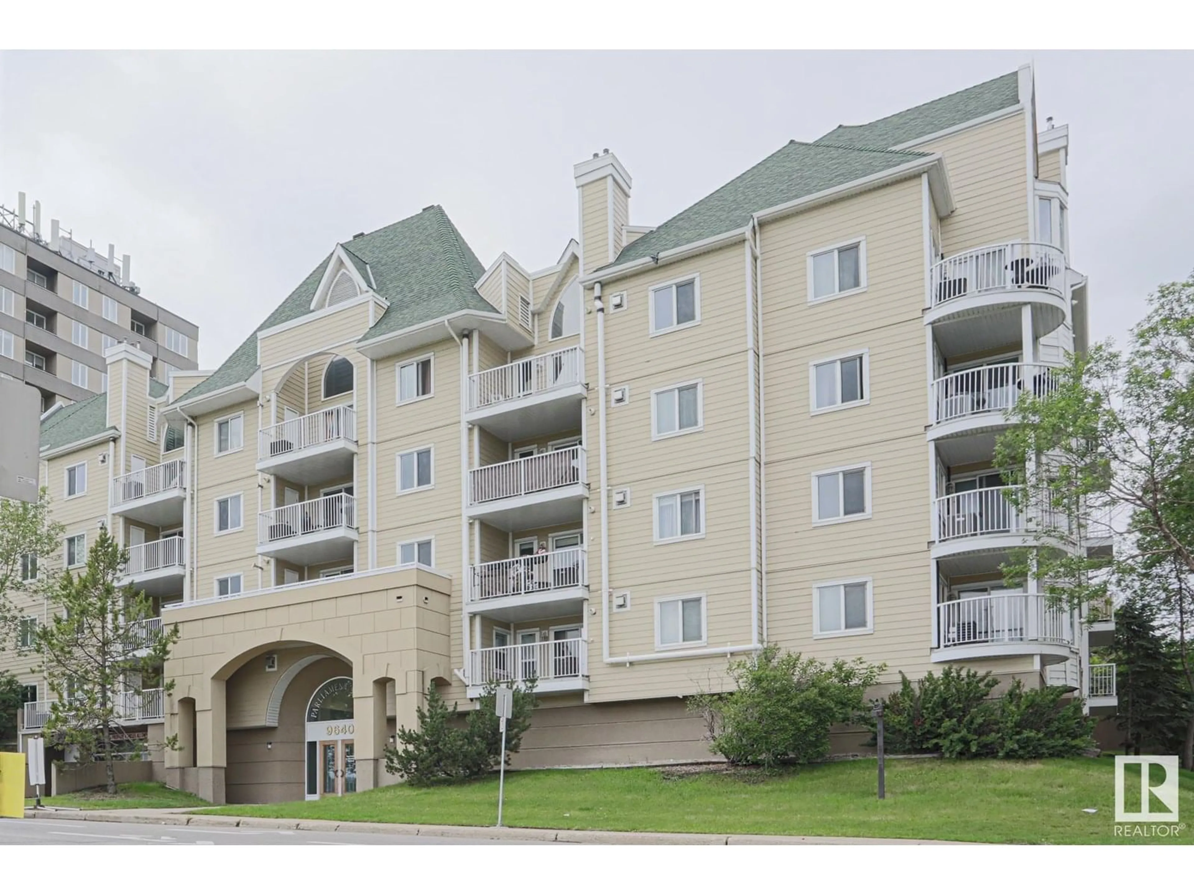 Unknown for 206 - 9640 105 ST, Edmonton Alberta T5K0Z7
