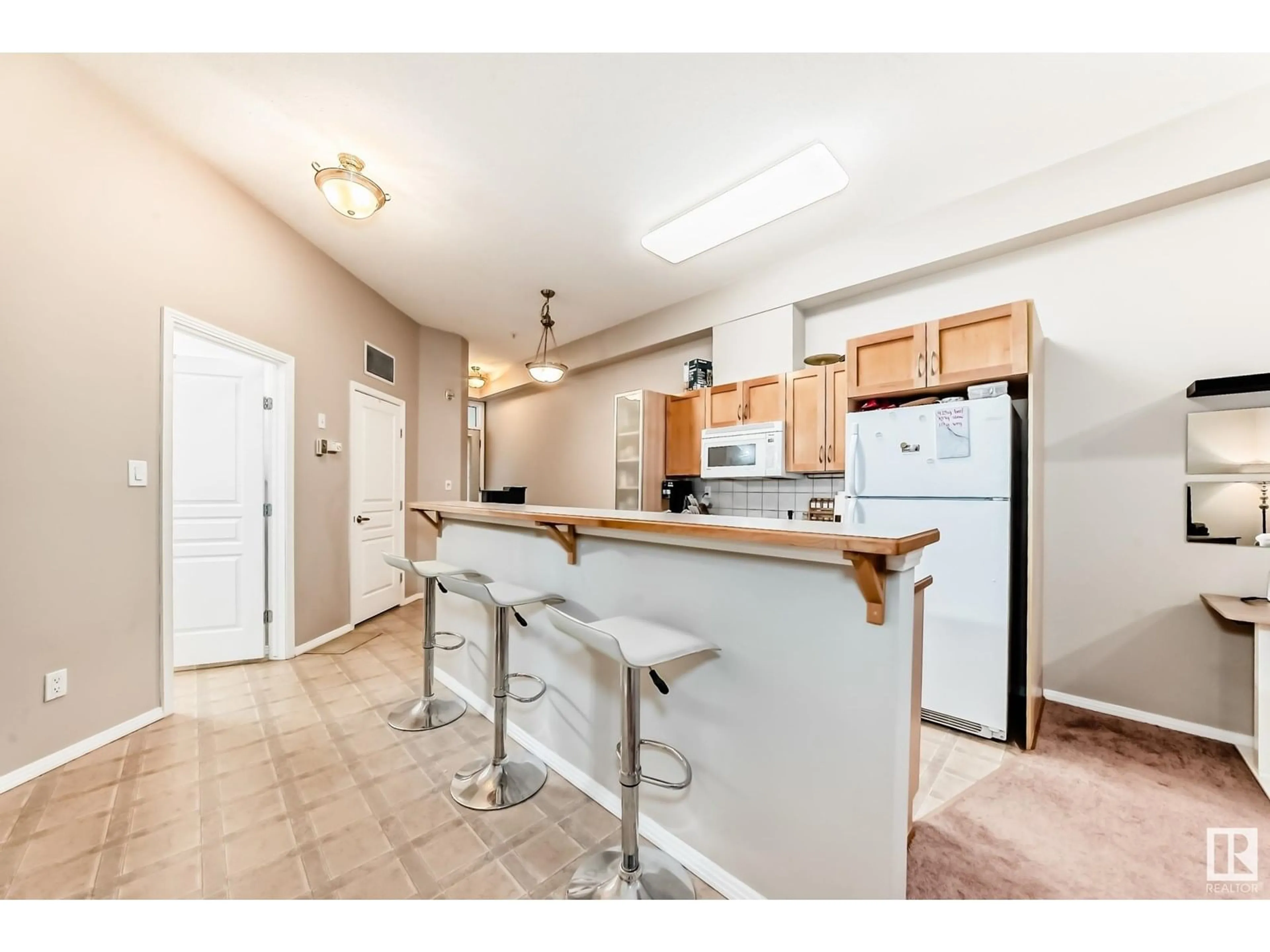 Unknown for #123 - 10407 122 ST, Edmonton Alberta T5N4B8
