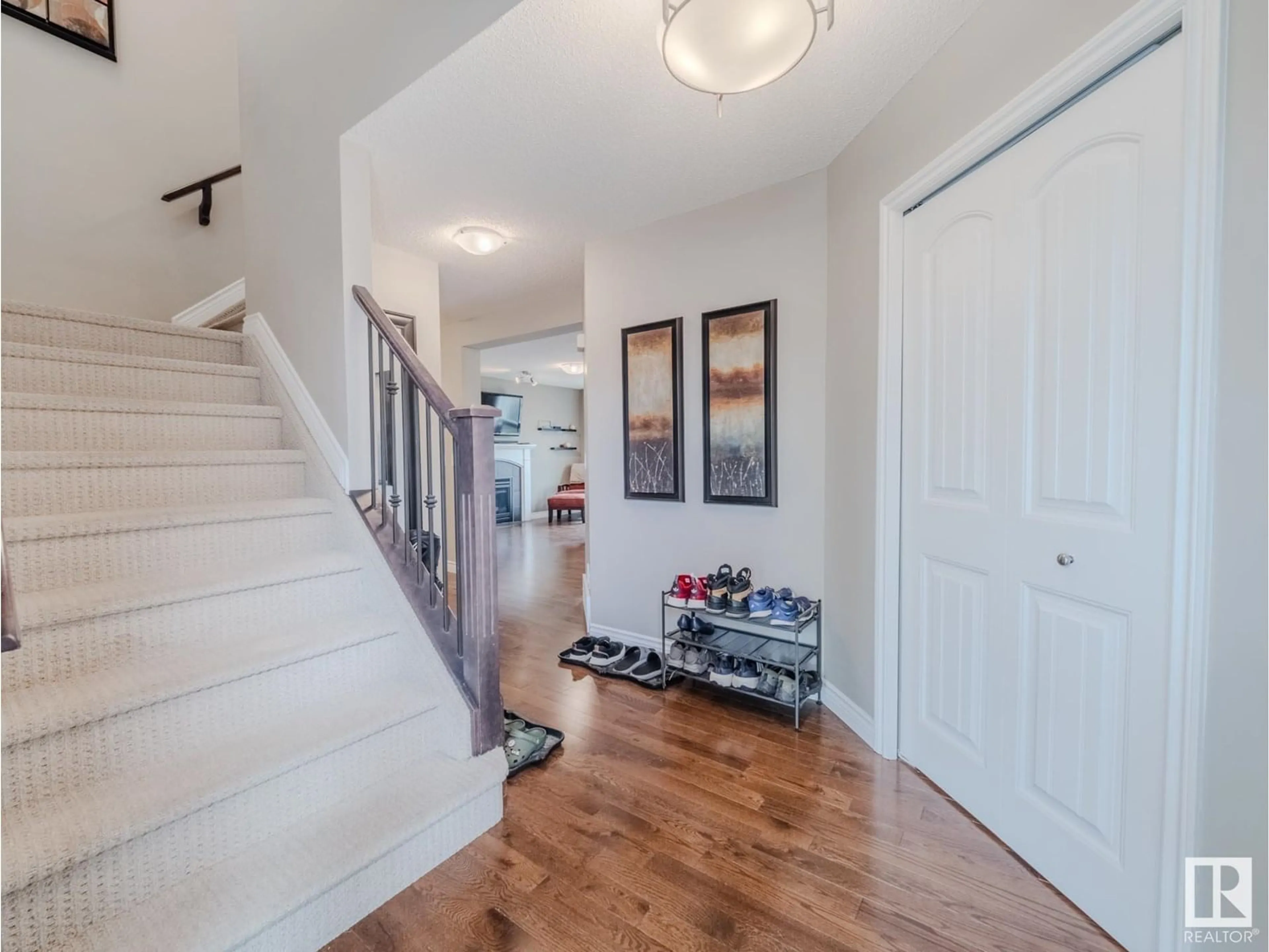 Indoor entryway for SW - 1626 63A ST, Edmonton Alberta T6X0R8