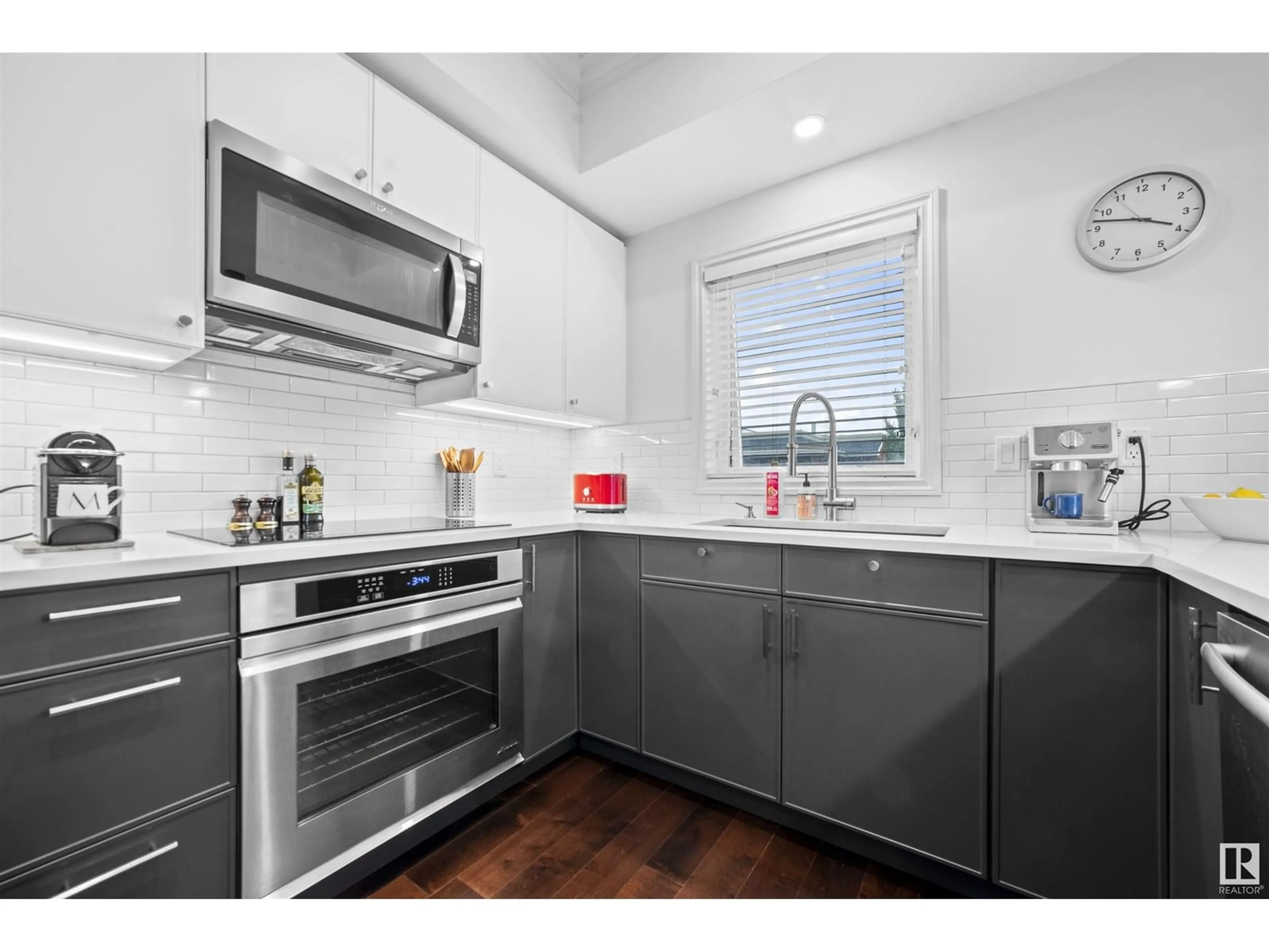 Standard kitchen, unknown for 405 - 10232 115 ST NW, Edmonton Alberta T5K1T8