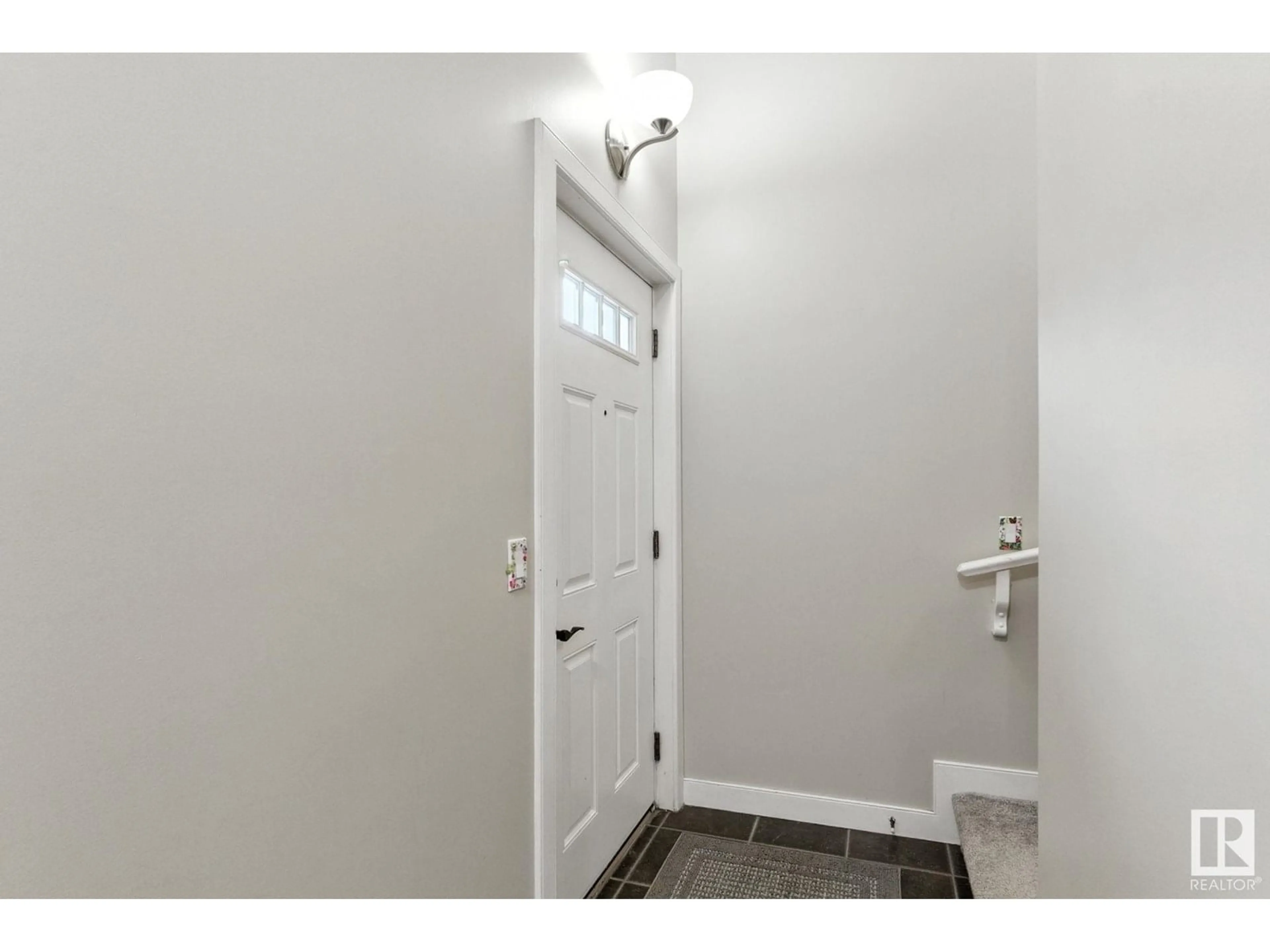 Indoor entryway for 12 7293 SOUTH TERWILLEGAR DR, Edmonton Alberta T6R0N5