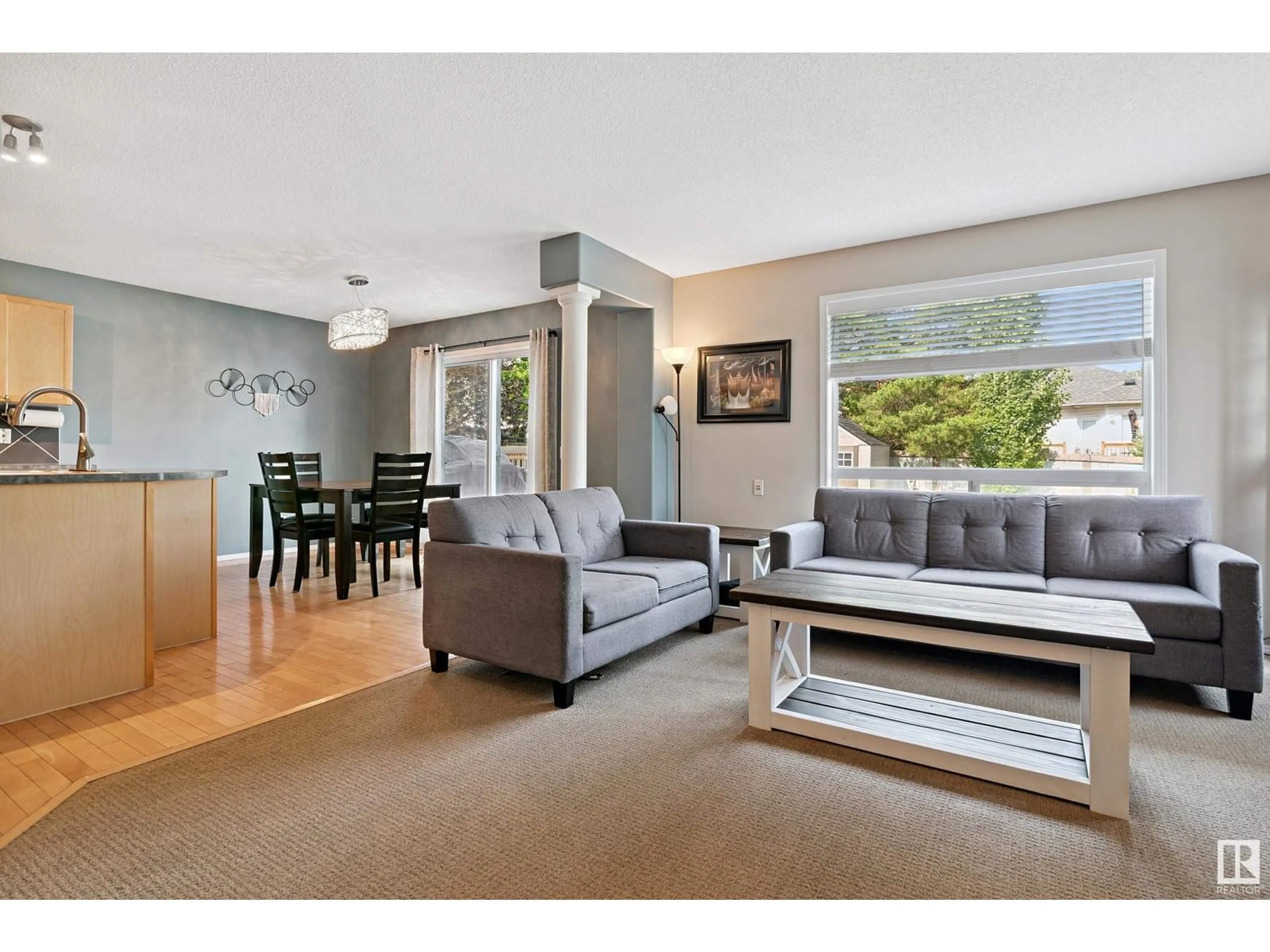 Living room with furniture, unknown for 102 SUNFLOWER LN, Sherwood Park Alberta T8H2M3