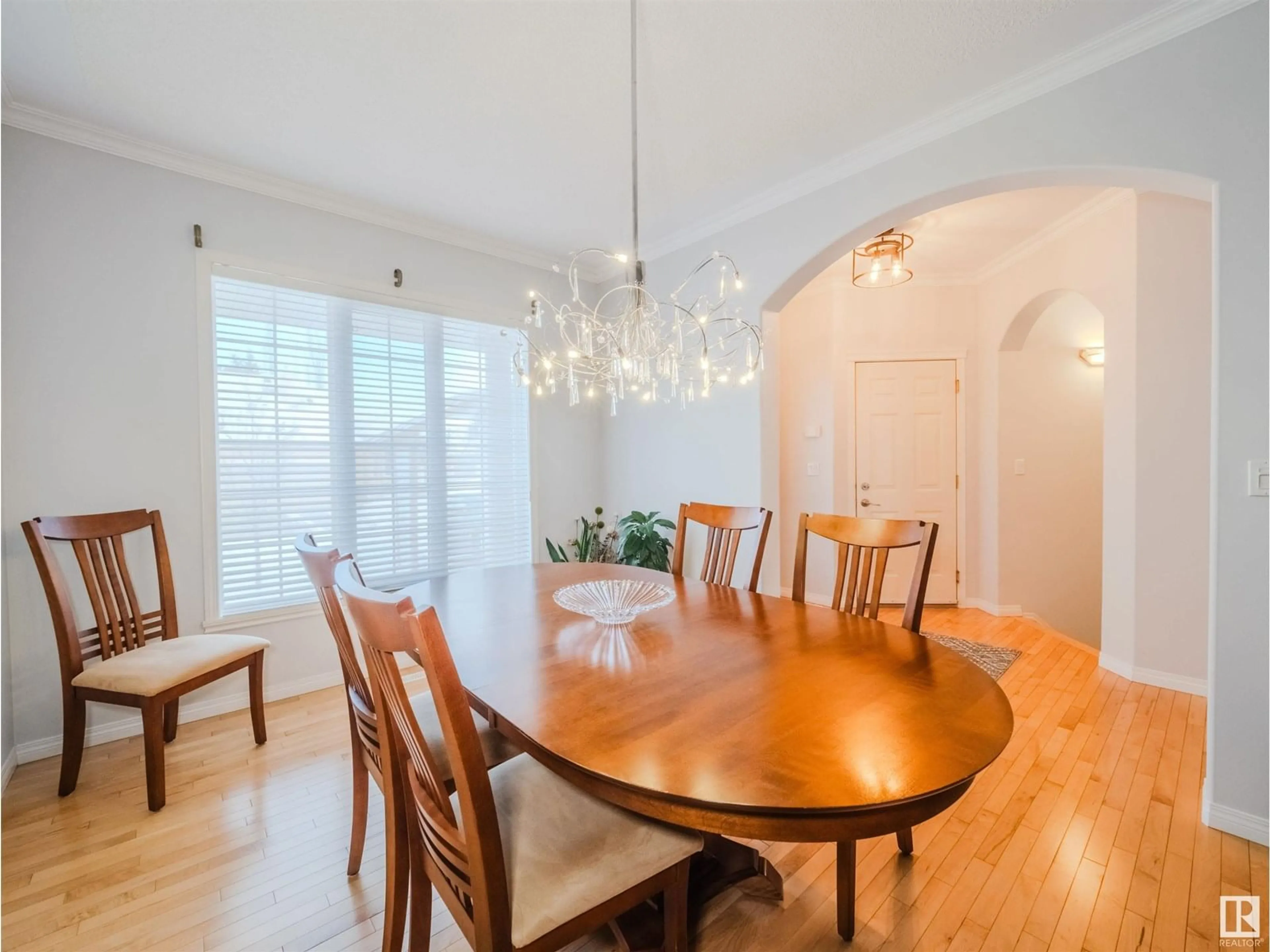 Dining room, wood/laminate floor for 170 - 19 KINGSWOOD BV, St. Albert Alberta T8N6Z6