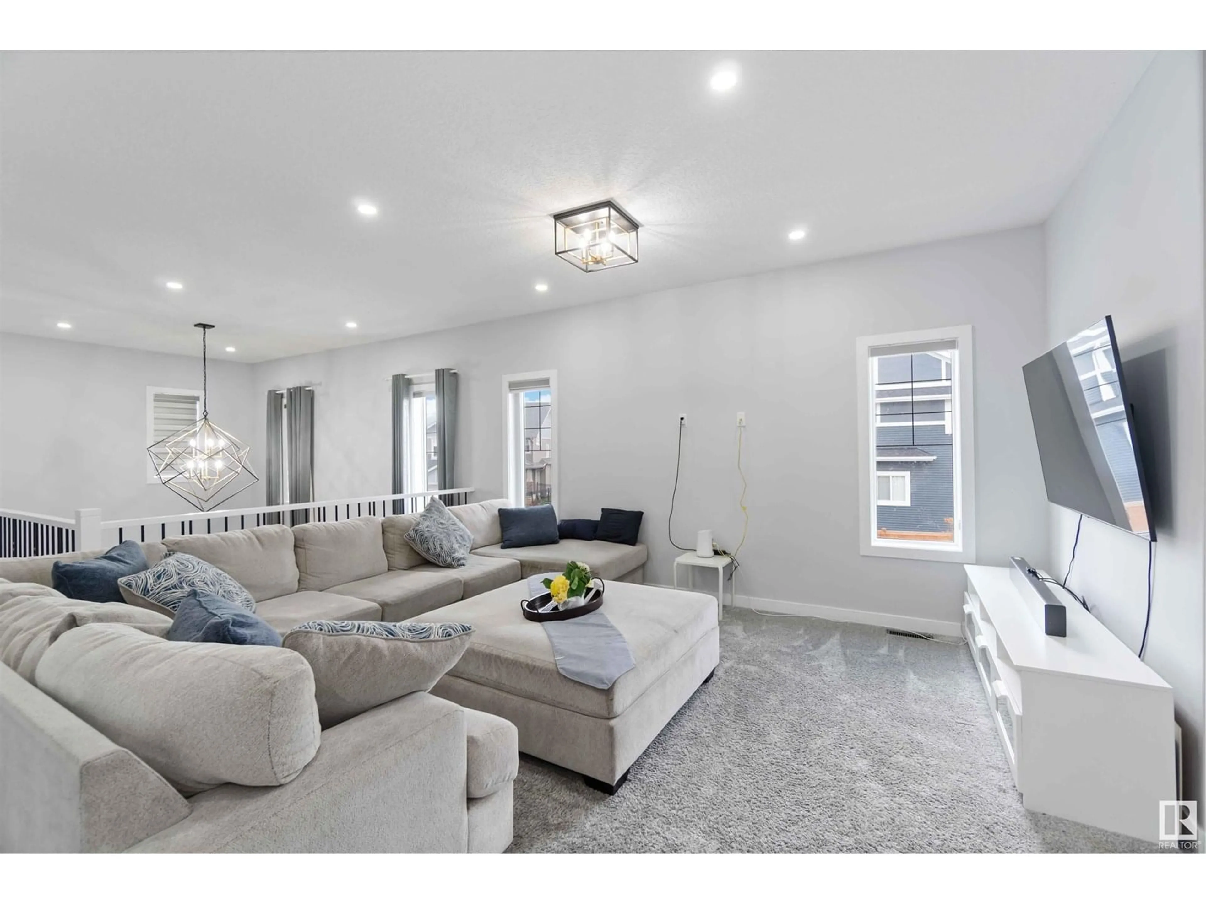 Living room with furniture, unknown for 5732 KEEPING CRESCENT, Edmonton Alberta T6W4K4