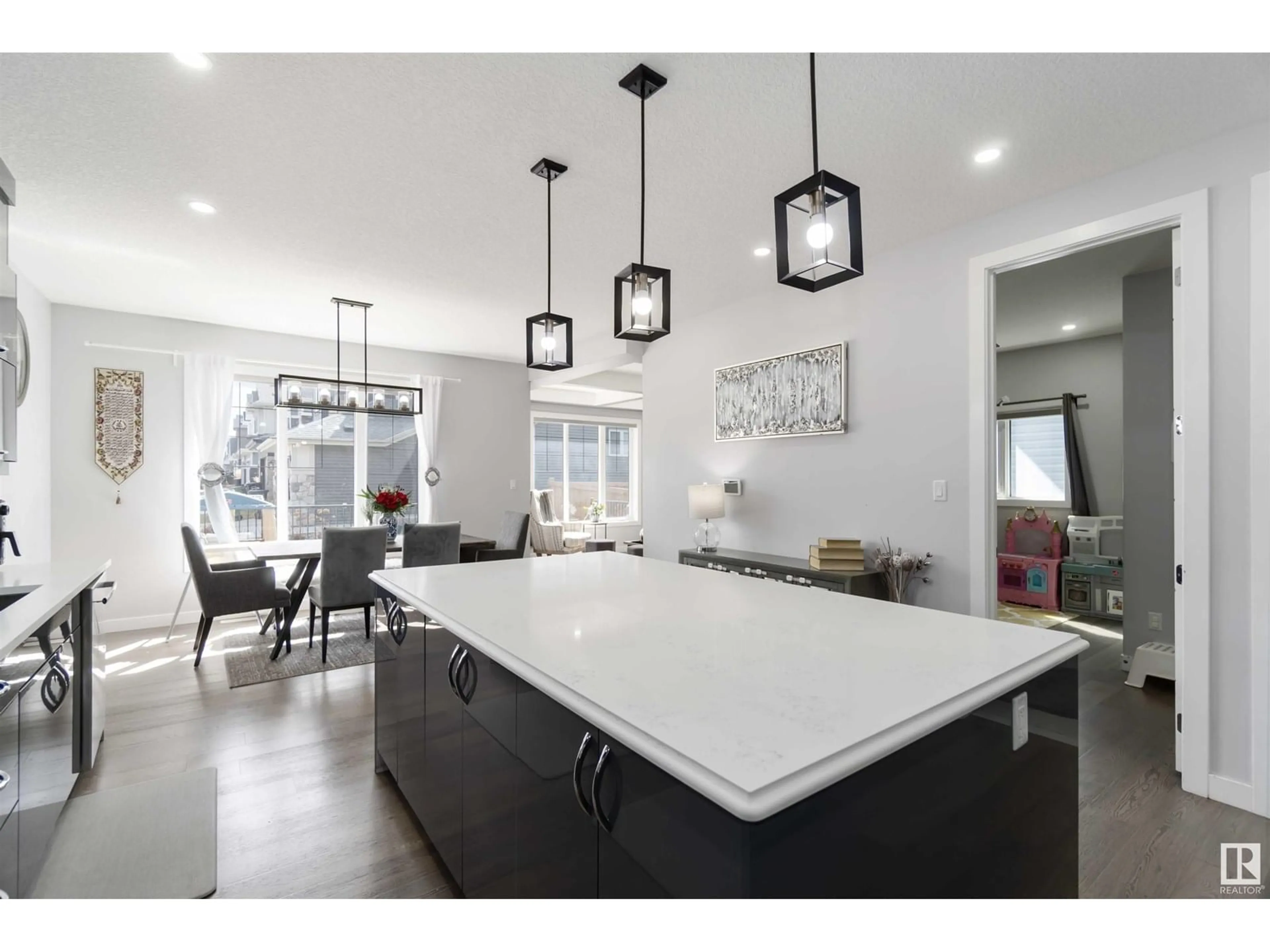 Open concept kitchen, ceramic/tile floor for 5732 KEEPING CRESCENT, Edmonton Alberta T6W4K4