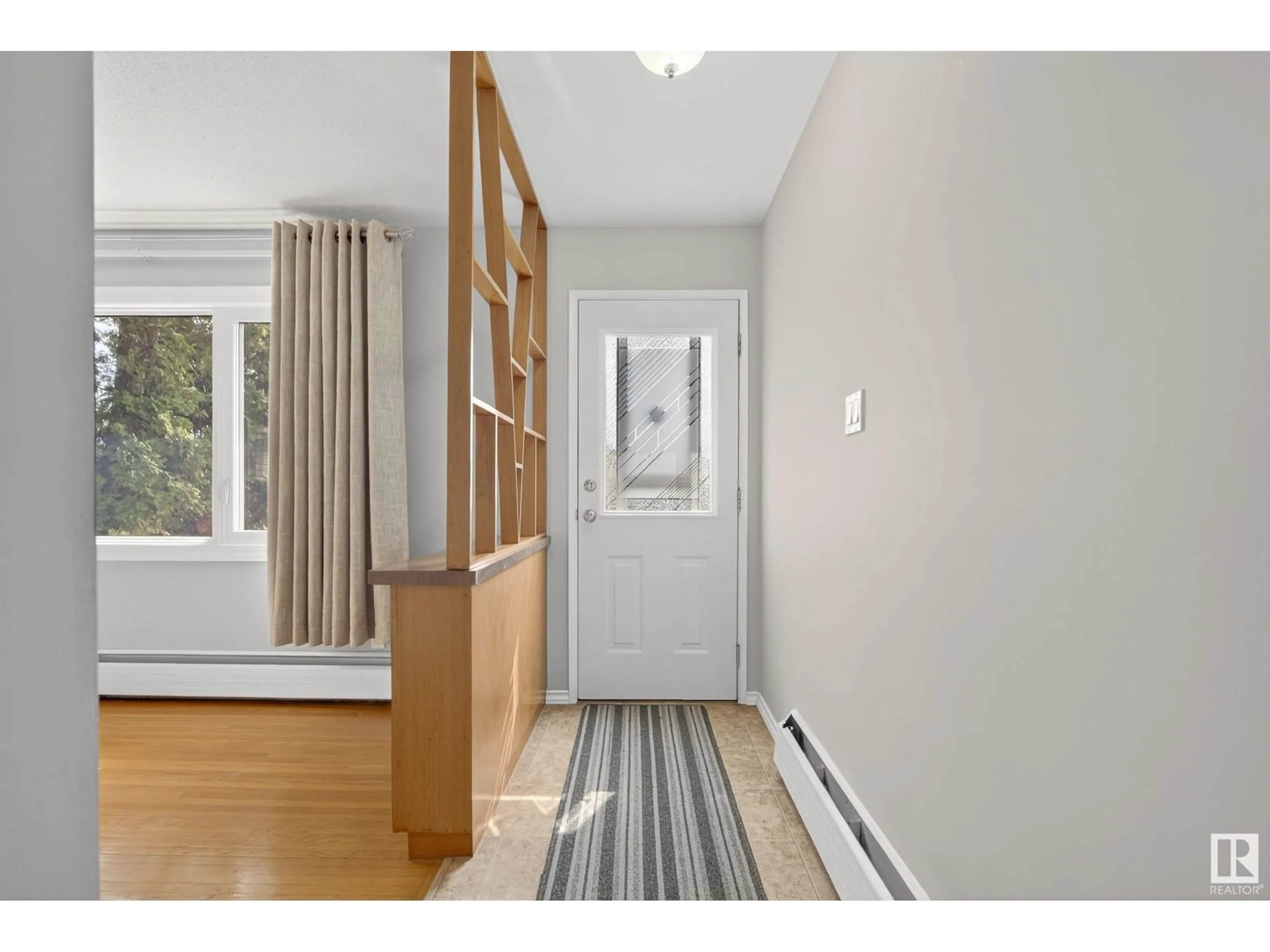Indoor entryway for NW - 9448 151 ST, Edmonton Alberta T5R1K3