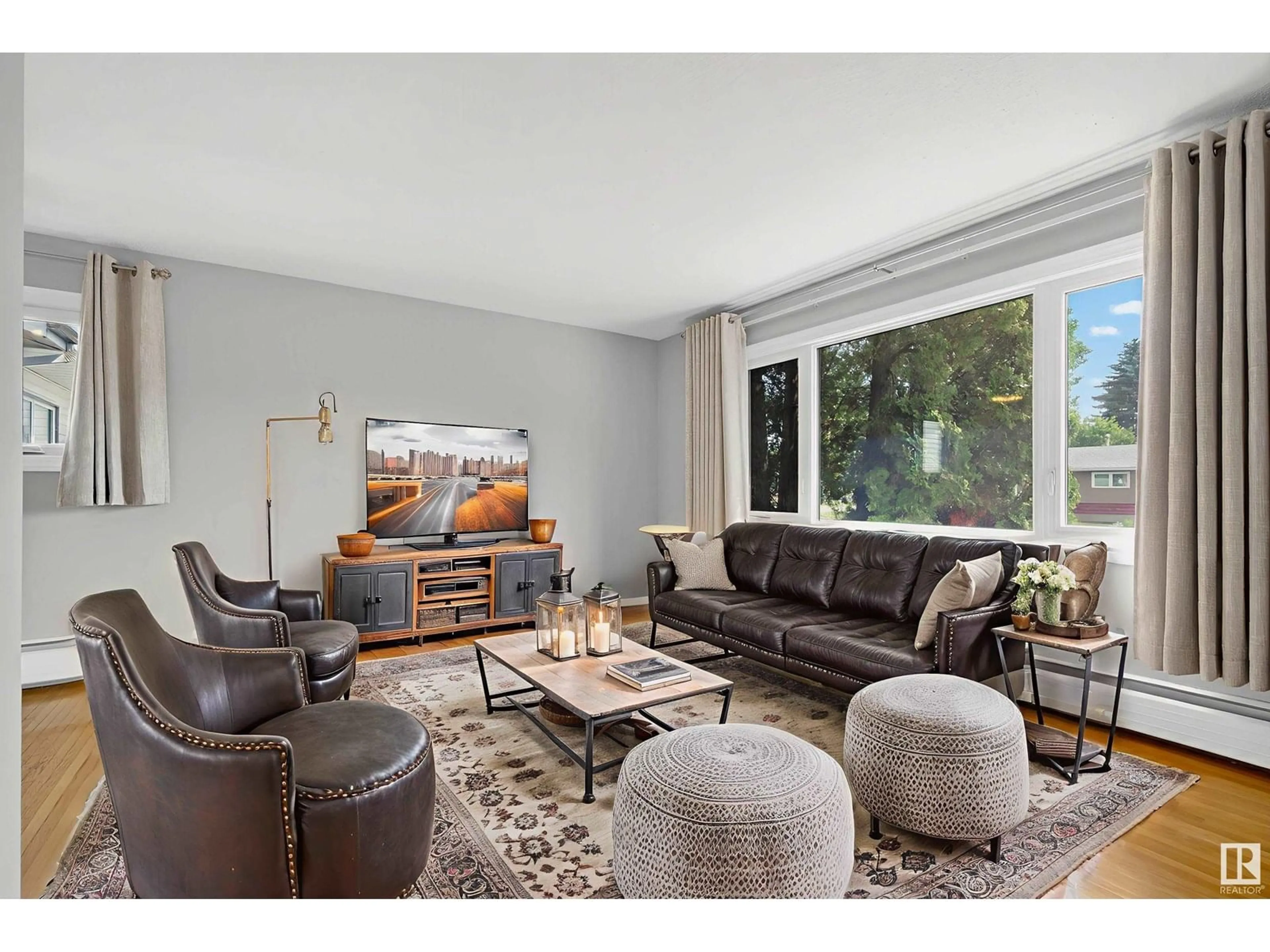 Living room with furniture, unknown for NW - 9448 151 ST, Edmonton Alberta T5R1K3