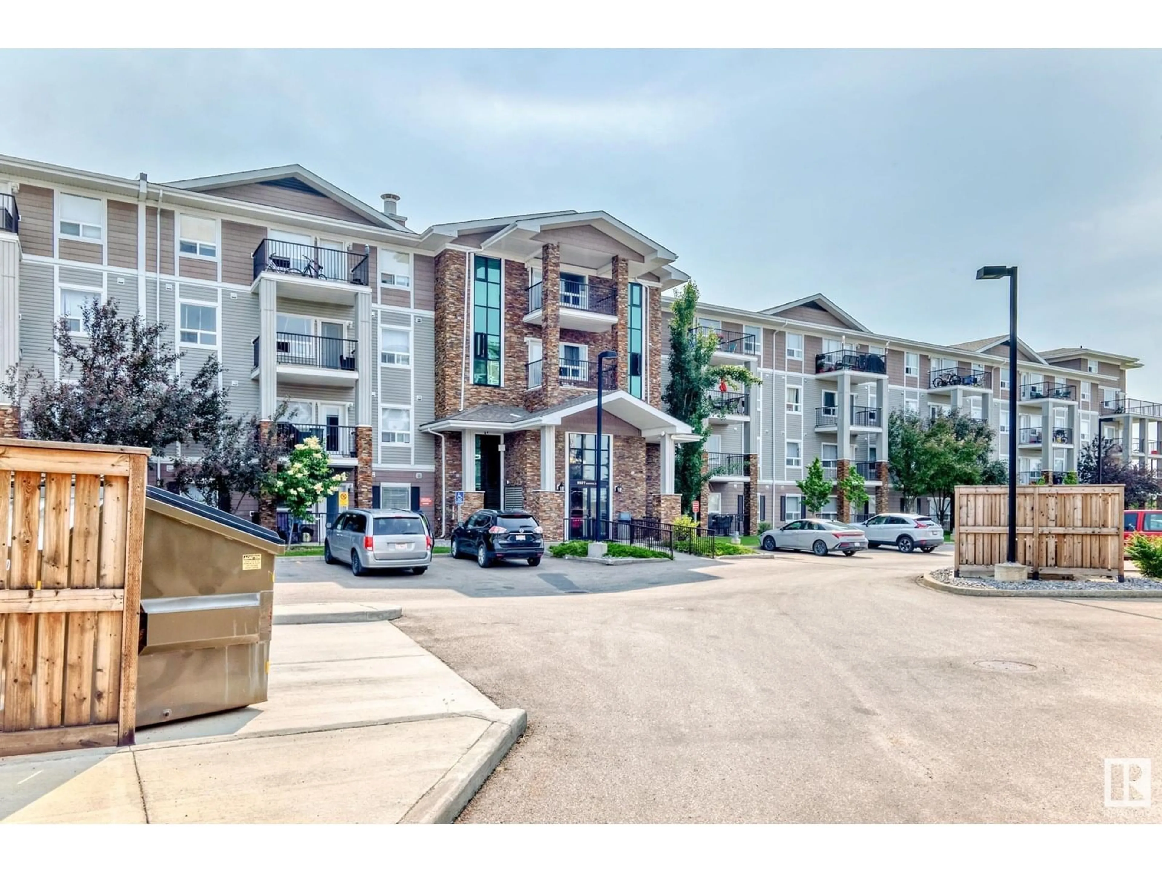 A pic from outside/outdoor area/front of a property/back of a property/a pic from drone, unknown for 9357 - 2312 SIMPSON DR, Edmonton Alberta T6R0N3