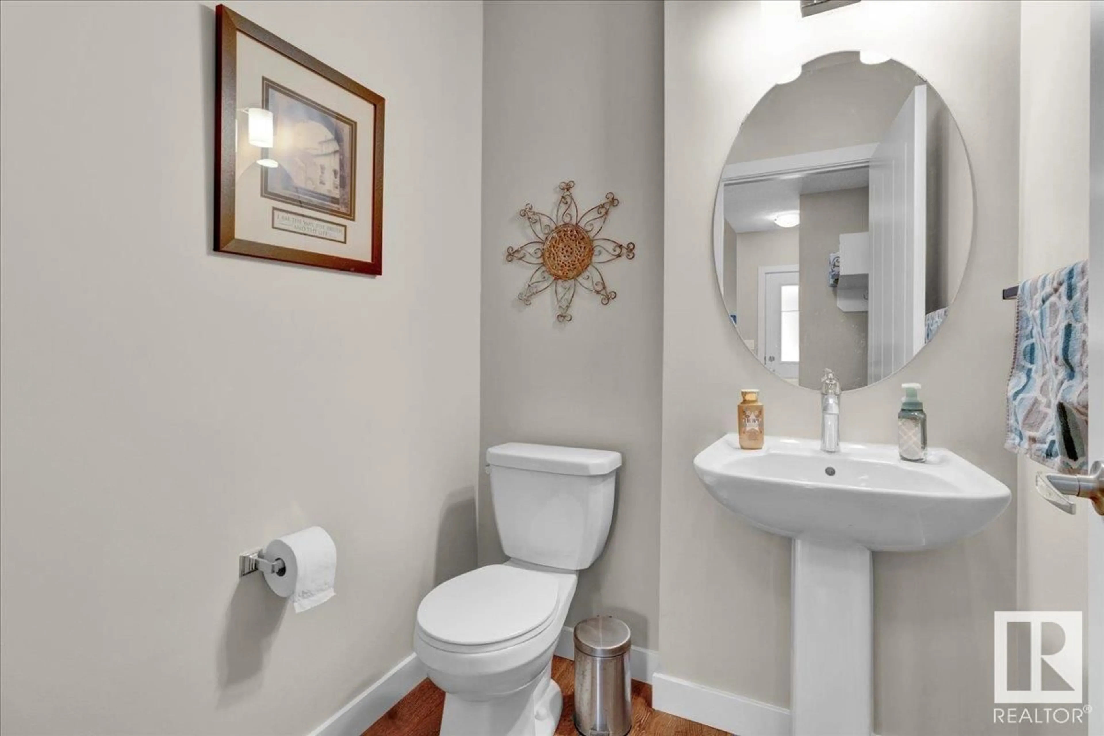 Standard bathroom, ceramic/tile floor for 6612 48 AV, Beaumont Alberta T4X1Y5