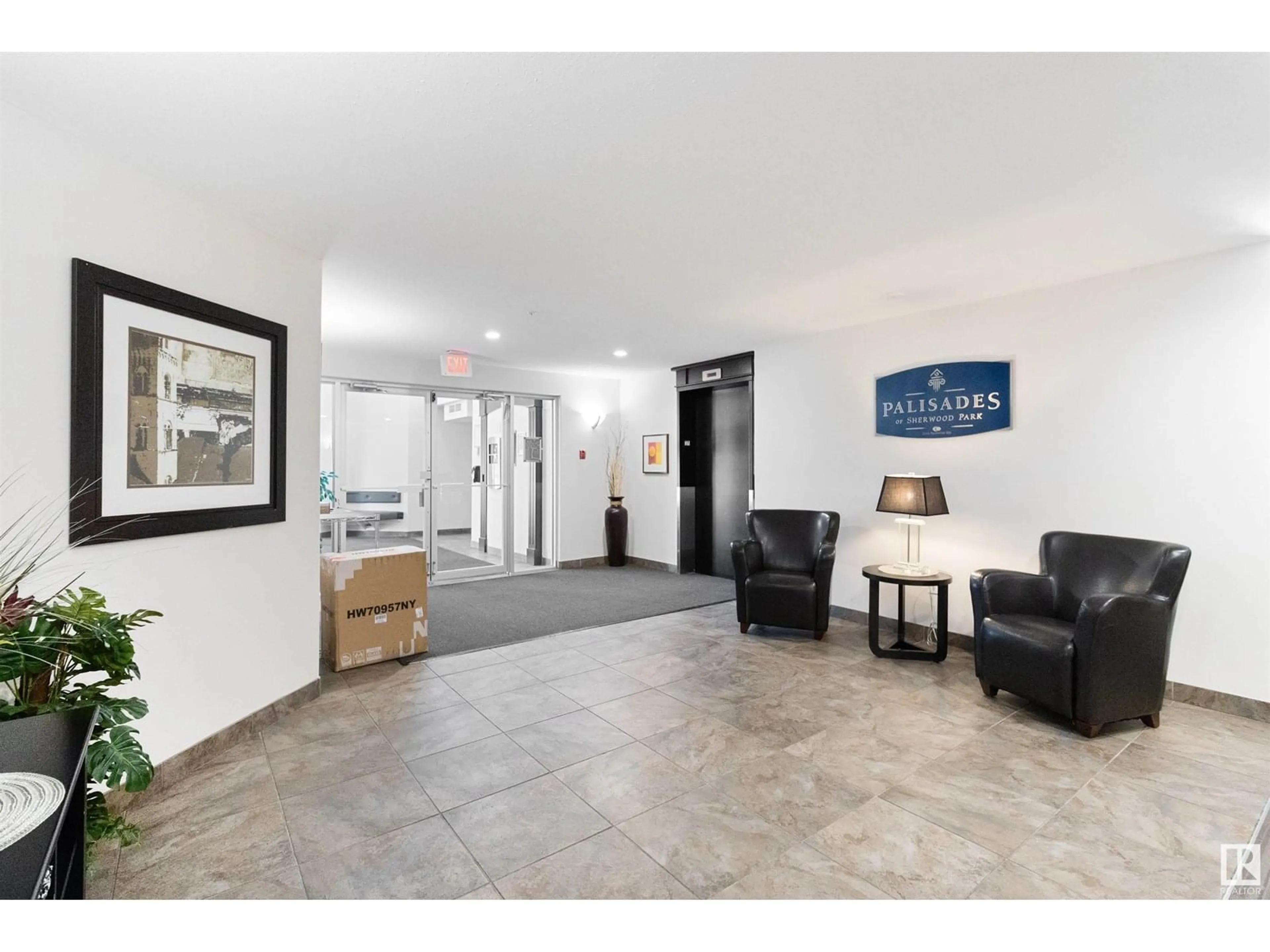 Indoor foyer for 227 - 300 PALISADES WY, Sherwood Park Alberta T8H2T9