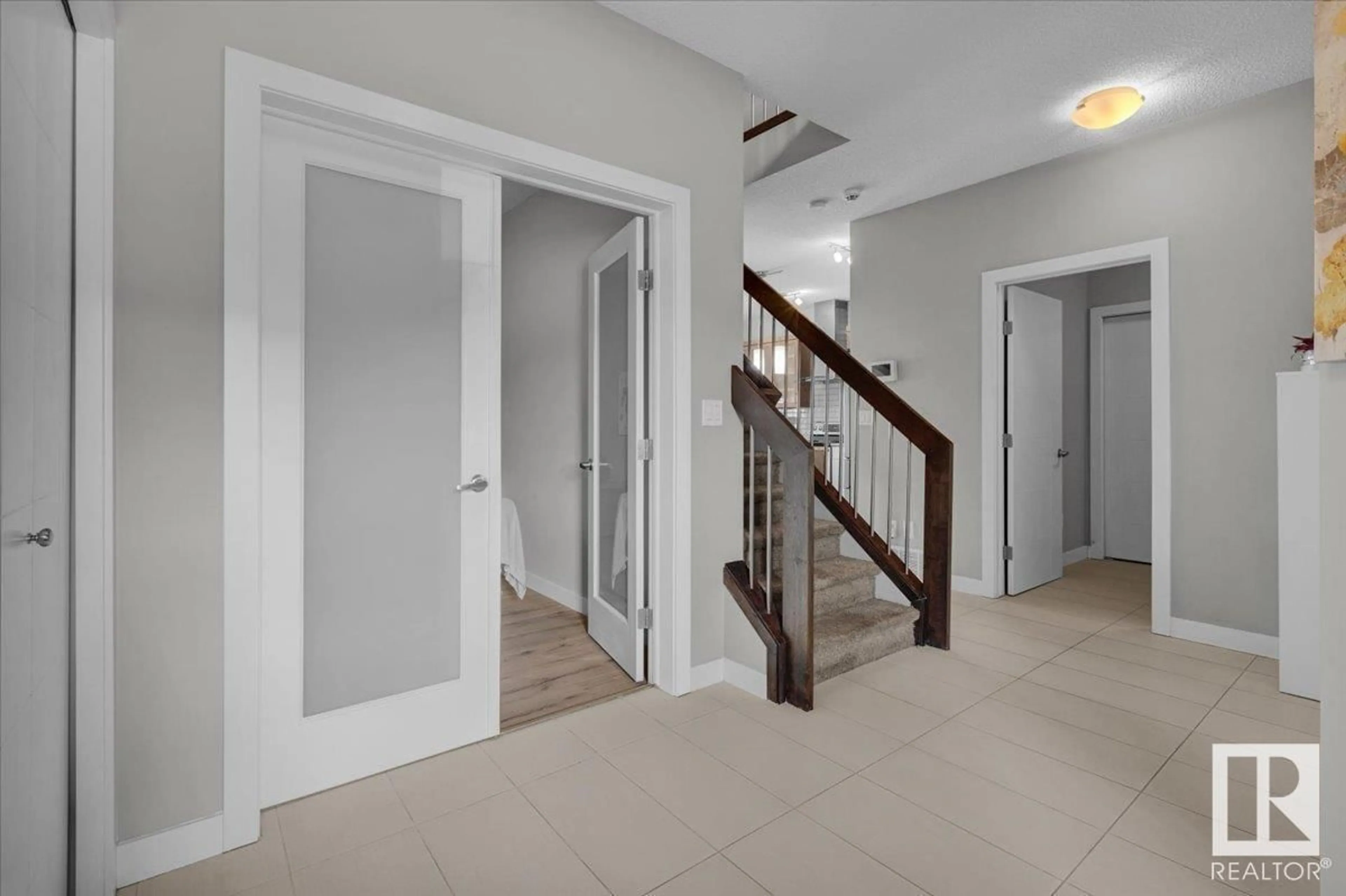 Unknown for 3095 CARPENTER LANDING, Edmonton Alberta T6W2Y9