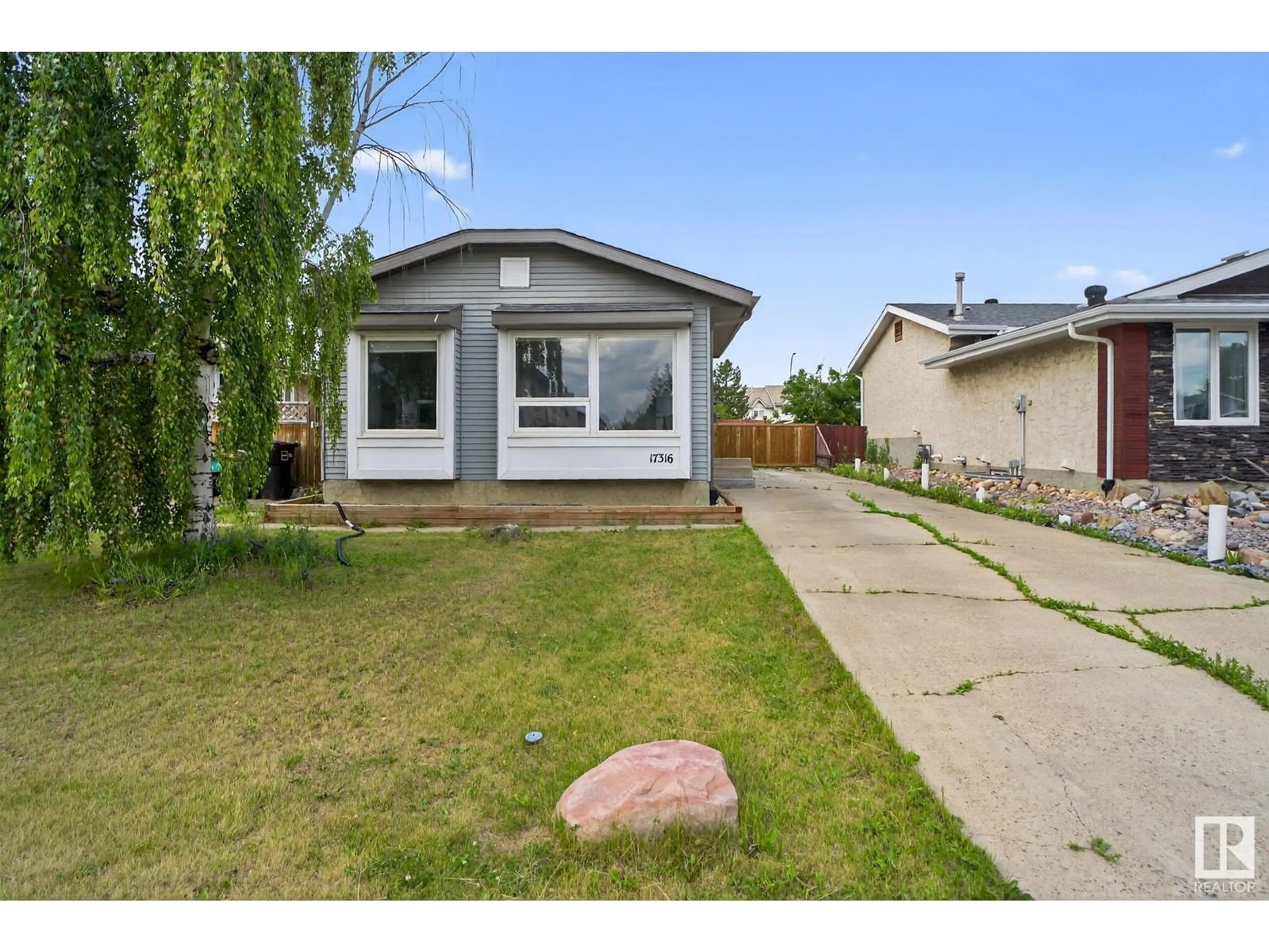 Unknown for 17316 94A AV, Edmonton Alberta T5T4H2