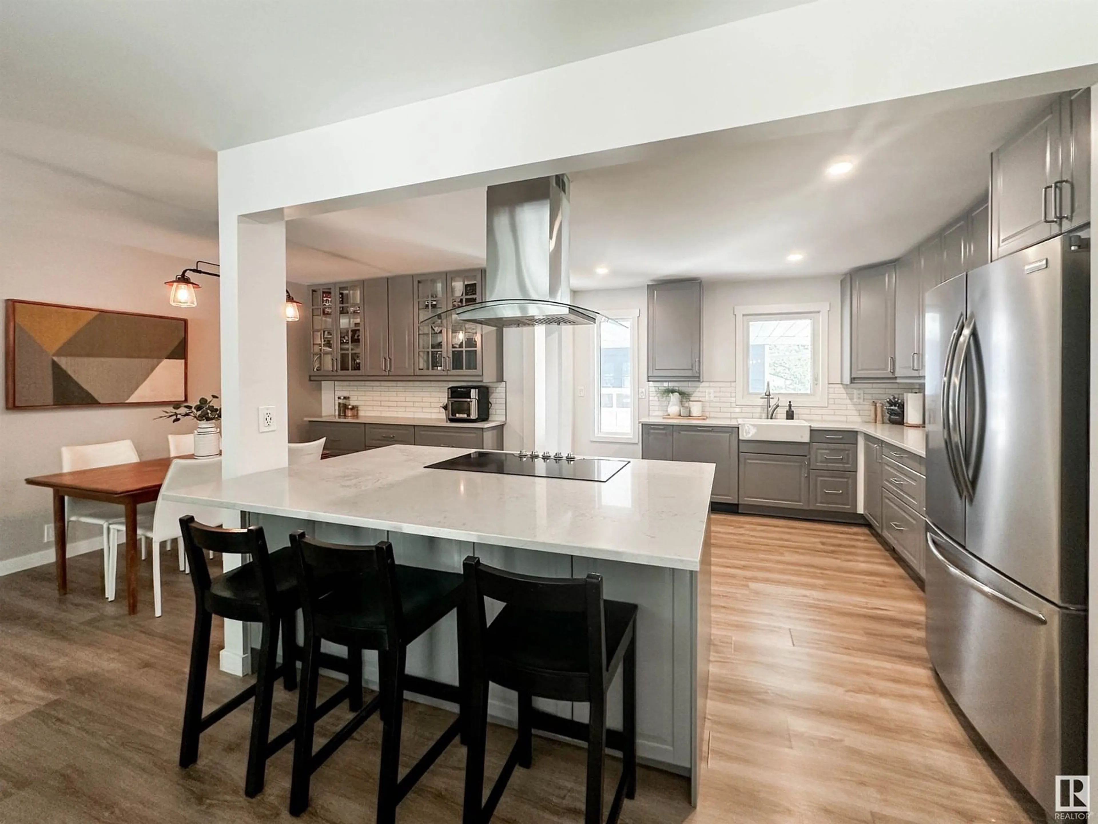 Open concept kitchen, unknown for 22 GATEWOOD AV, St. Albert Alberta T8N0Z9