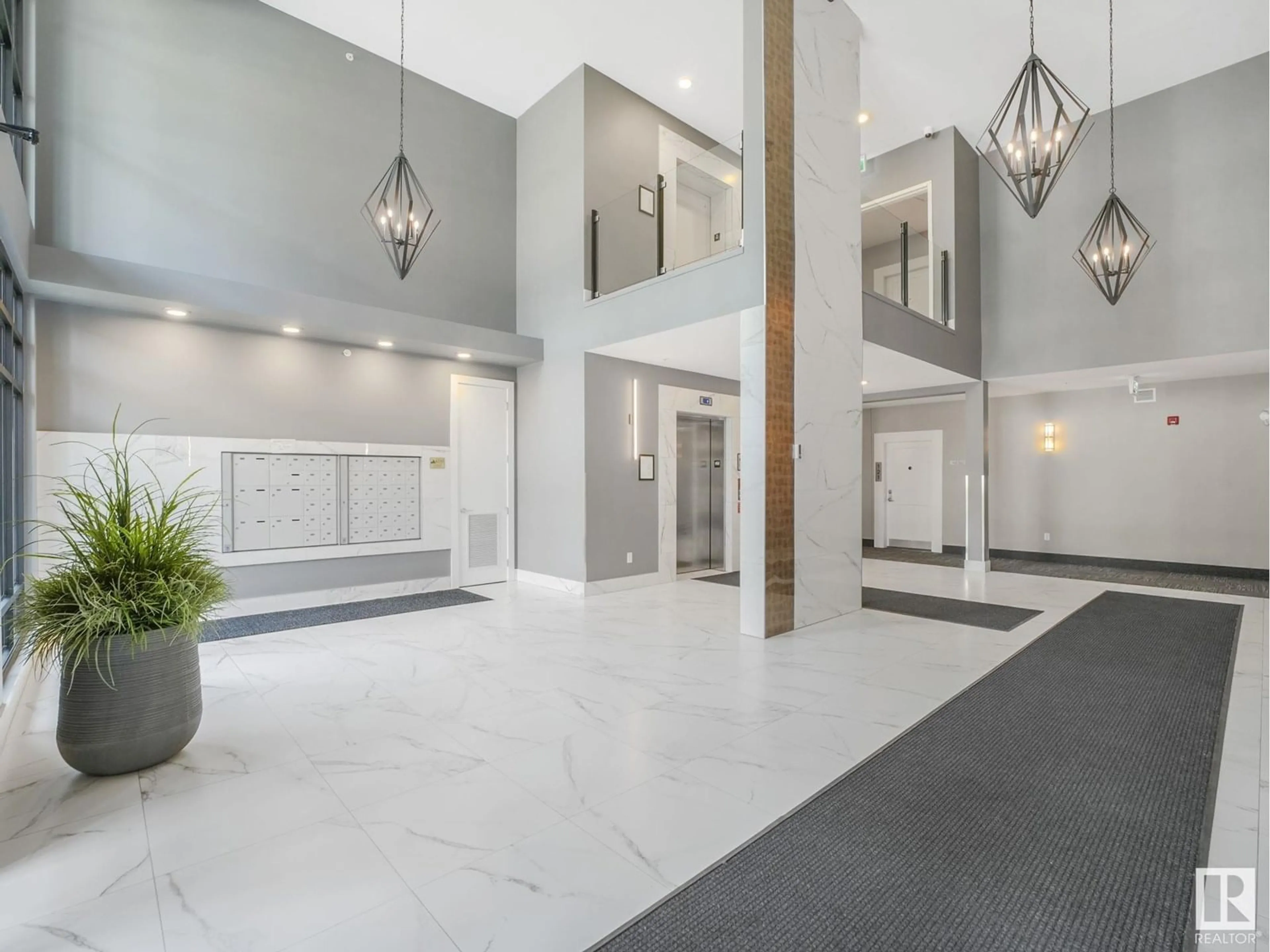 Indoor foyer for 428 - 524 GRIESBACH PARADE PR, Edmonton Alberta T5E6X2