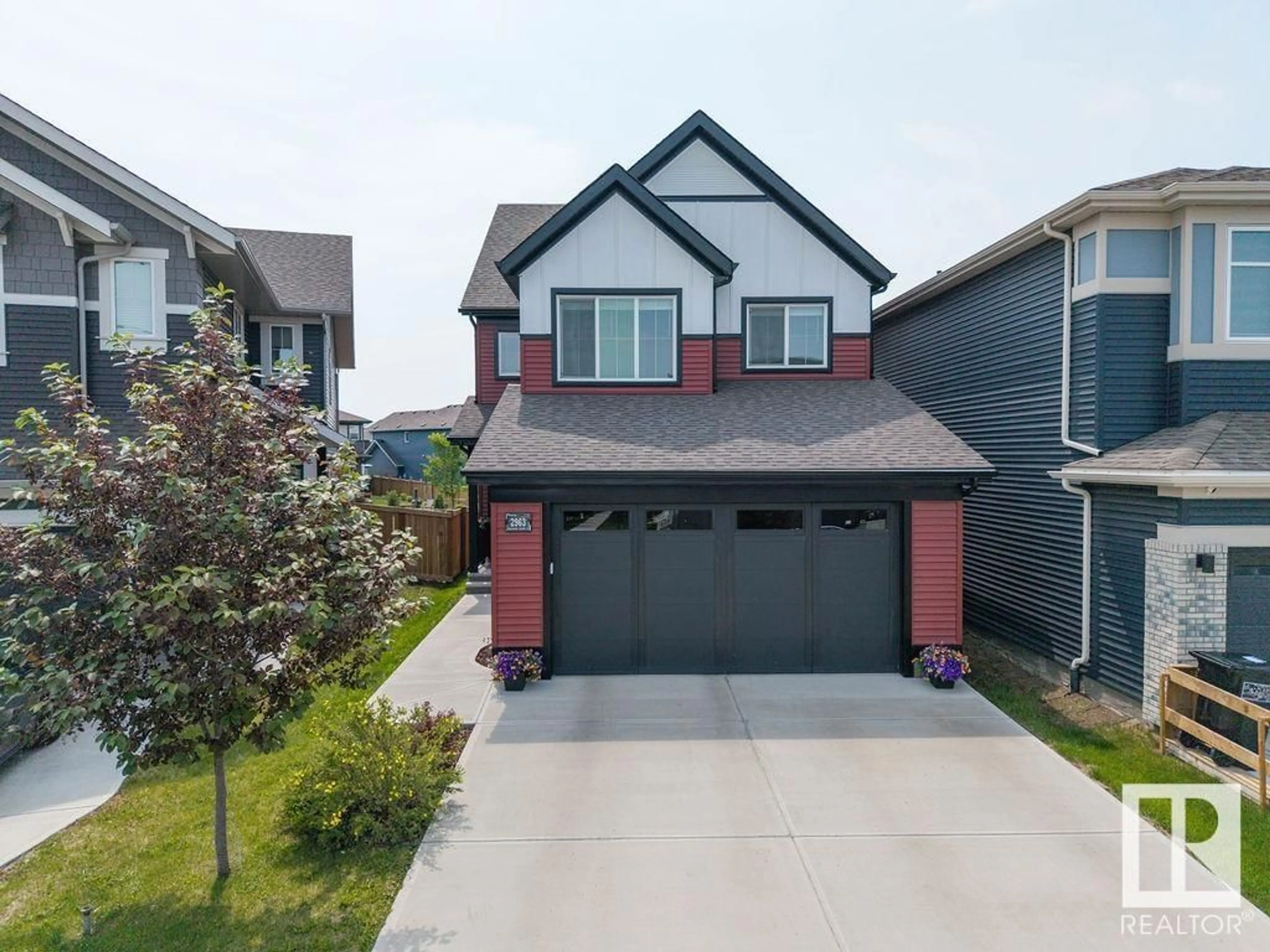 A pic from outside/outdoor area/front of a property/back of a property/a pic from drone, street for 2963 CHOKECHERRY CM, Edmonton Alberta T6M2M3
