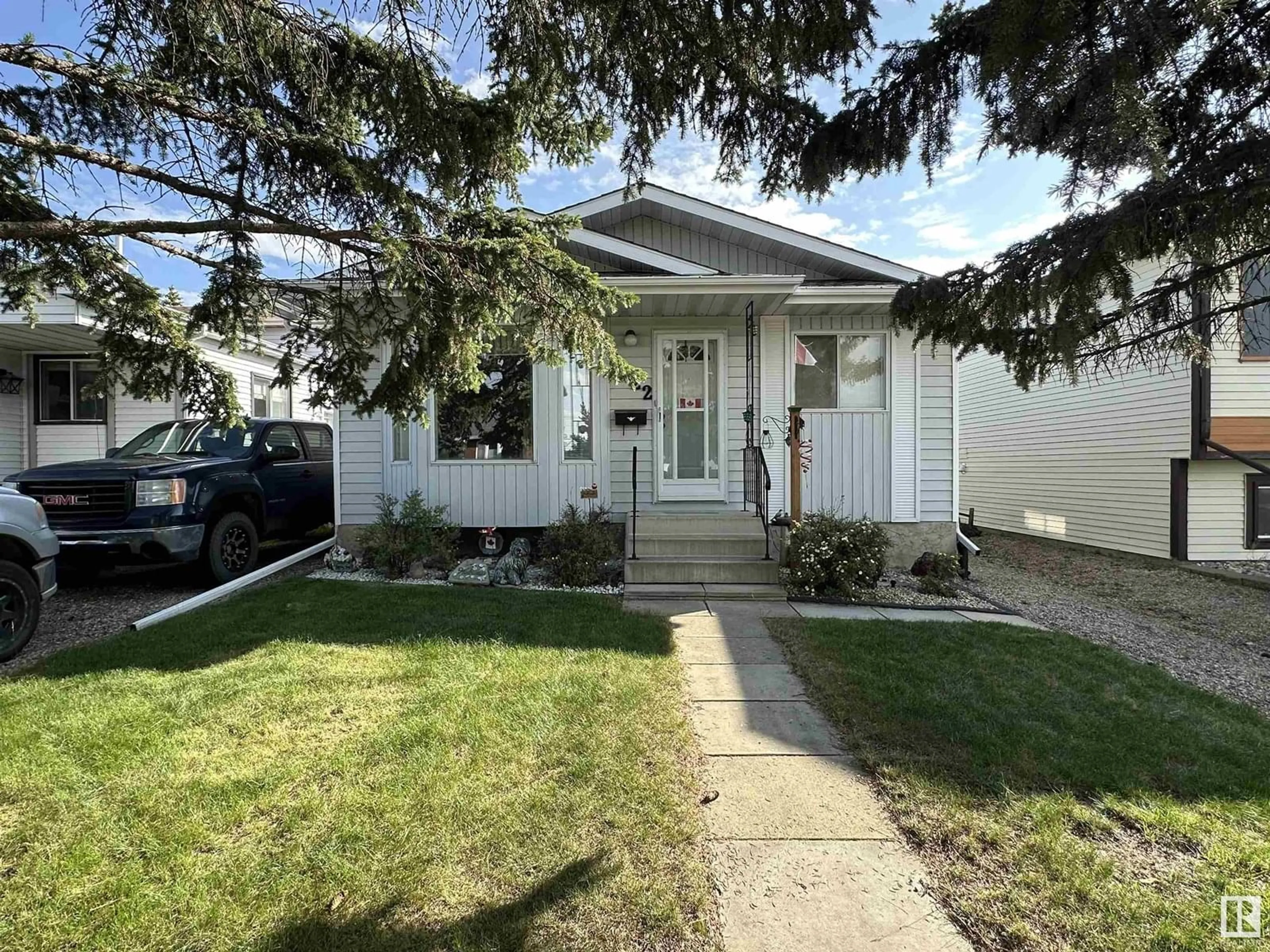 Home with vinyl exterior material, street for 4122 43B AV, Leduc Alberta T9E4T7