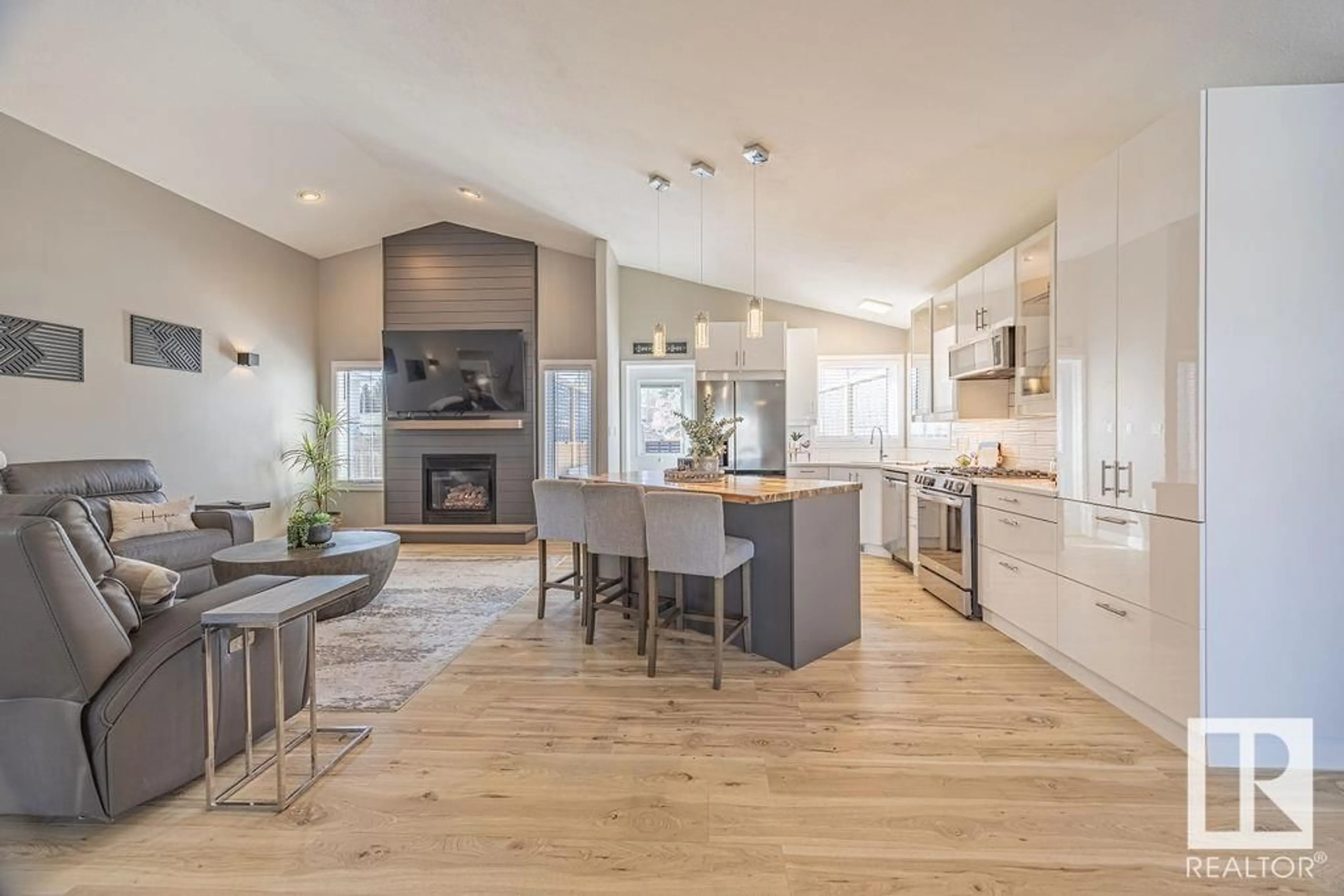 Open concept kitchen, wood/laminate floor for 1 LINKSIDE, Spruce Grove Alberta T7X3C4