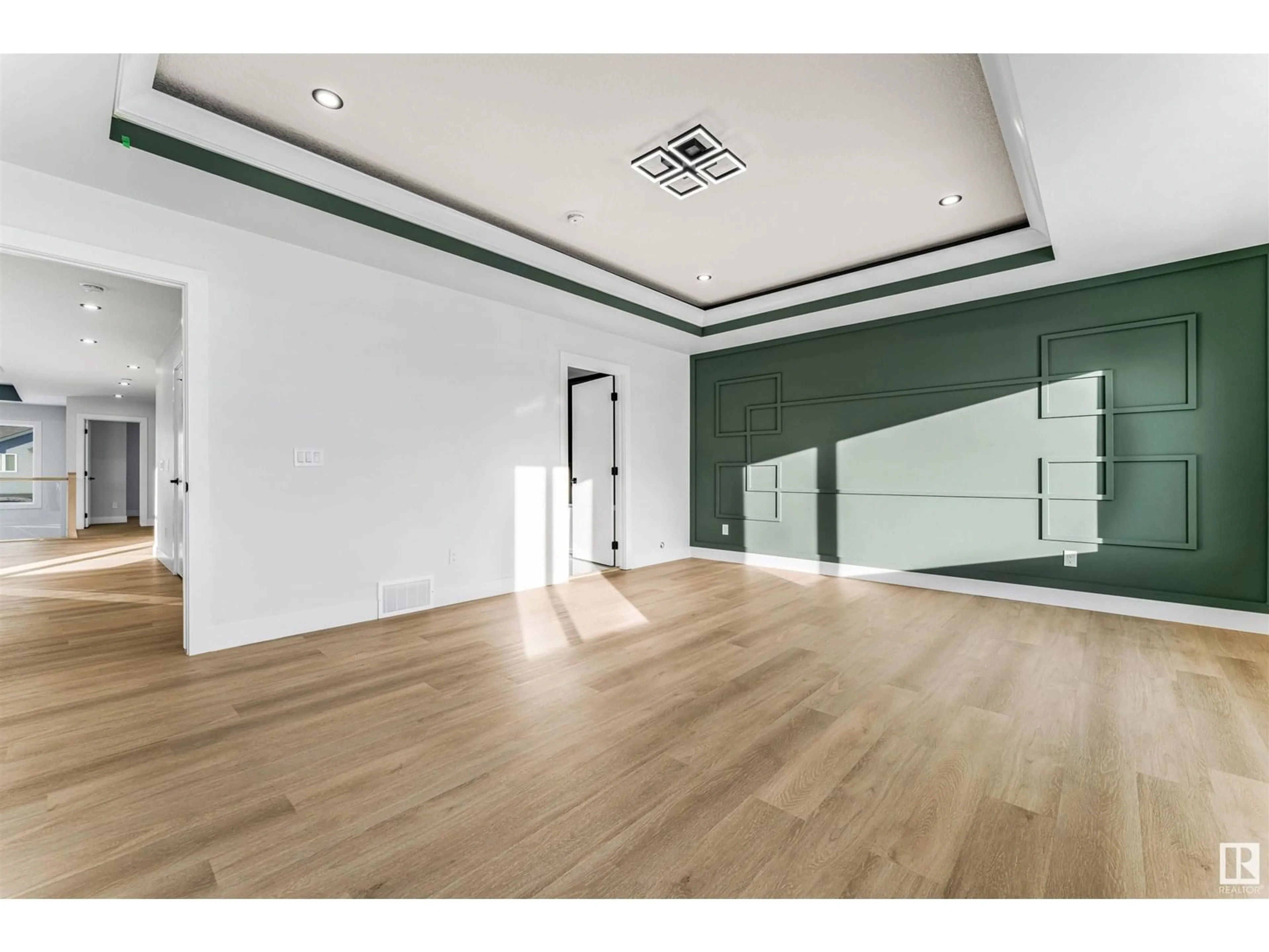 Indoor foyer for 3930 41 AV, Beaumont Alberta T6X3B6