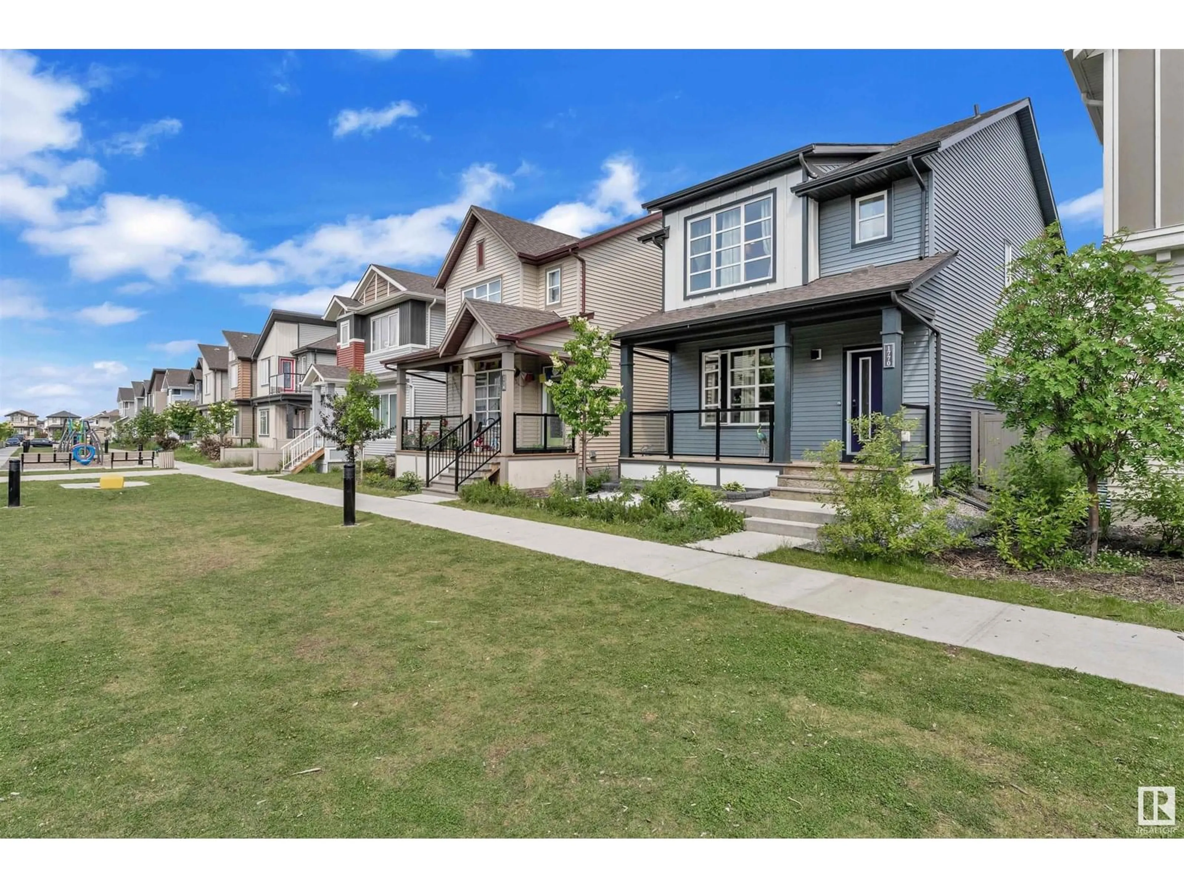 A pic from outside/outdoor area/front of a property/back of a property/a pic from drone, street for NW - 1770 25A ST, Edmonton Alberta T6T2H8