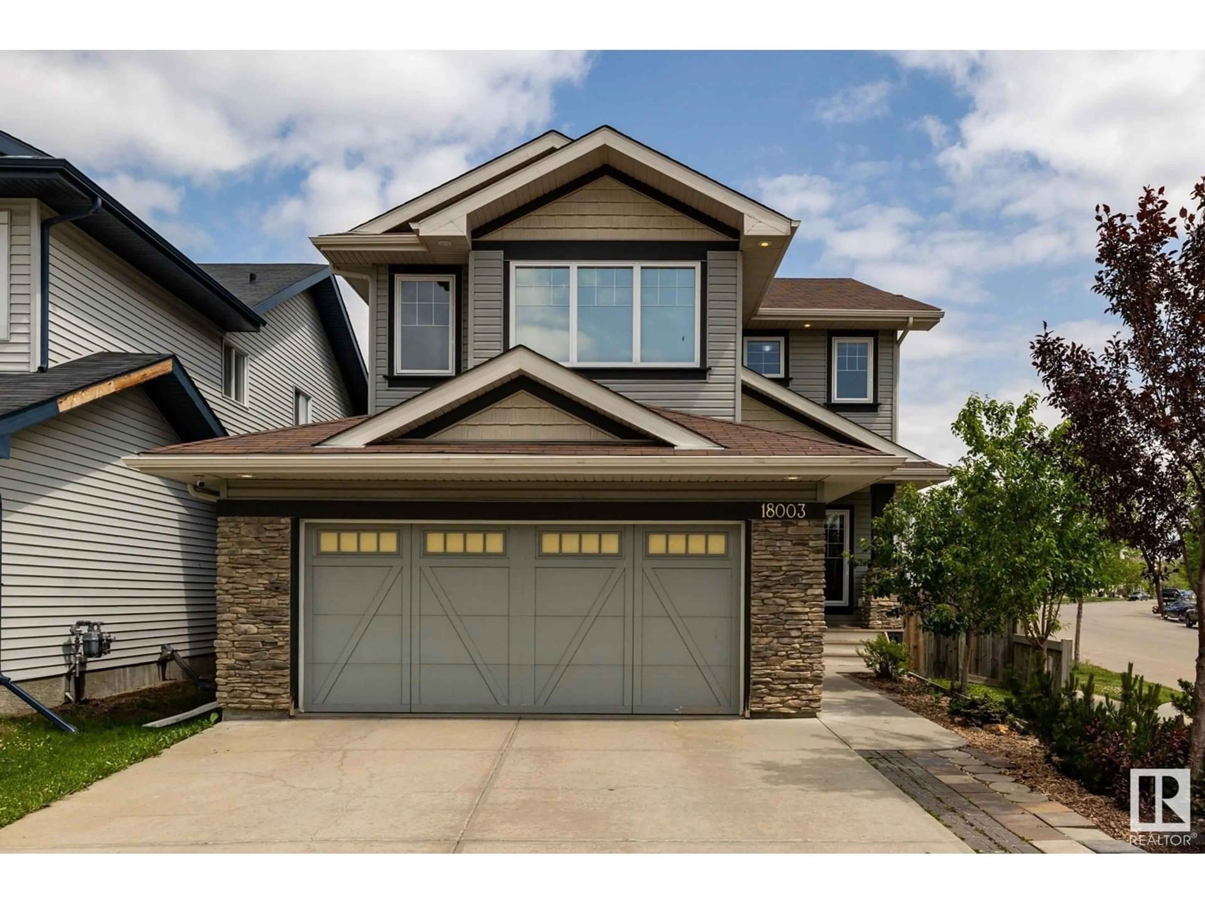 Home with vinyl exterior material, street for NW - 18003 77 ST, Edmonton Alberta T5Z0L1