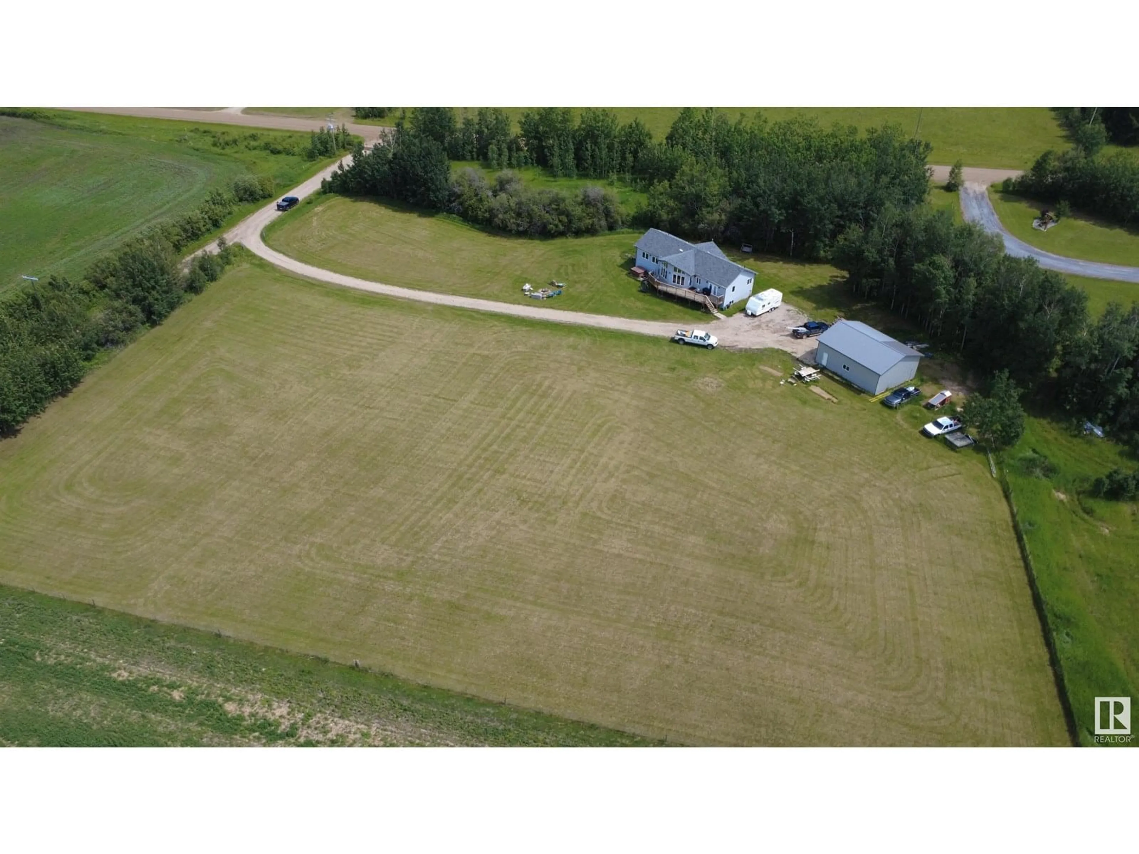 A pic from outside/outdoor area/front of a property/back of a property/a pic from drone, unknown for 50230B RGE ROAD 72, Rural Brazeau County Alberta T0E1Z0