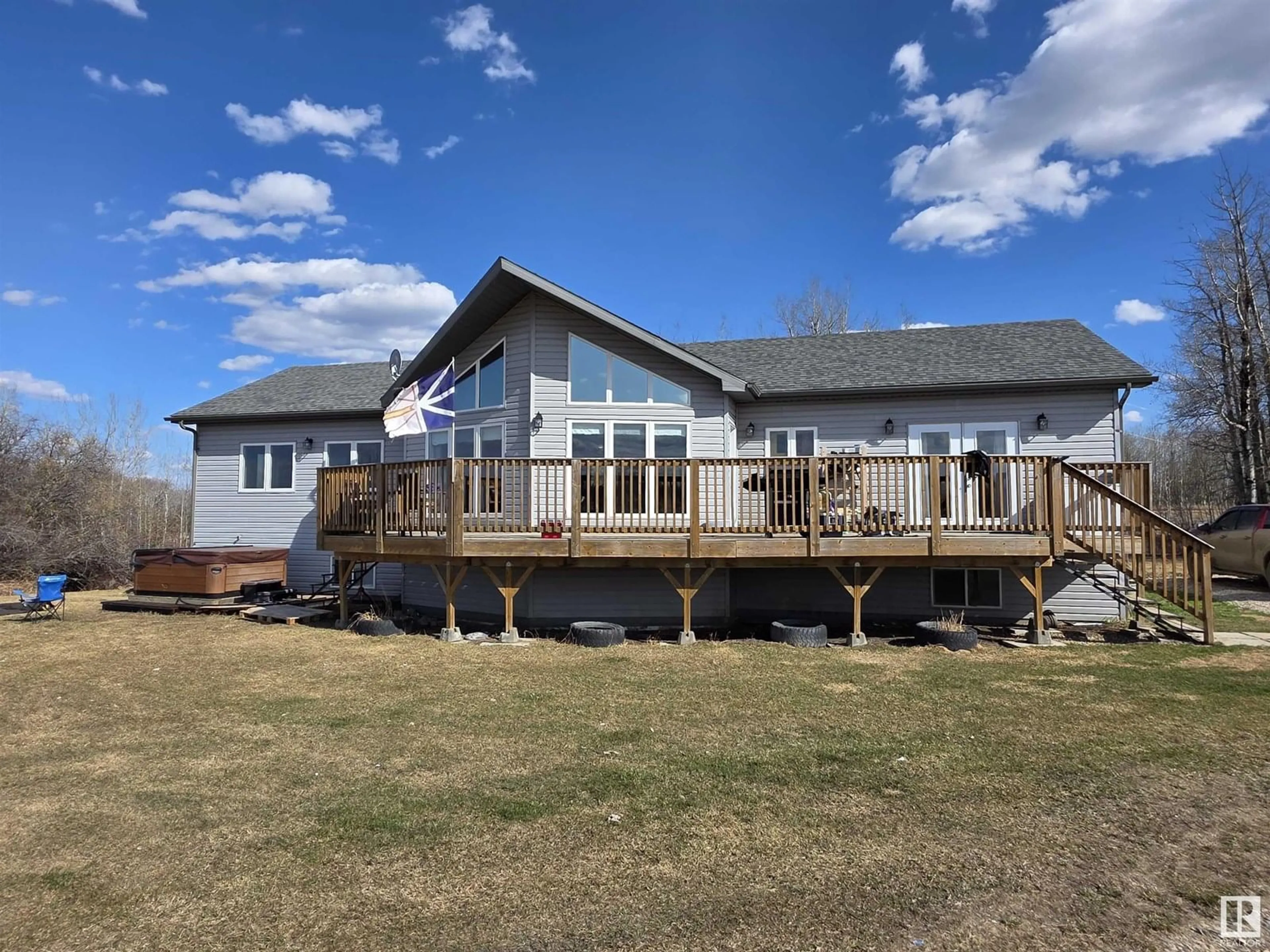 A pic from outside/outdoor area/front of a property/back of a property/a pic from drone, water/lake/river/ocean view for 50230B RGE ROAD 72, Rural Brazeau County Alberta T0E1Z0
