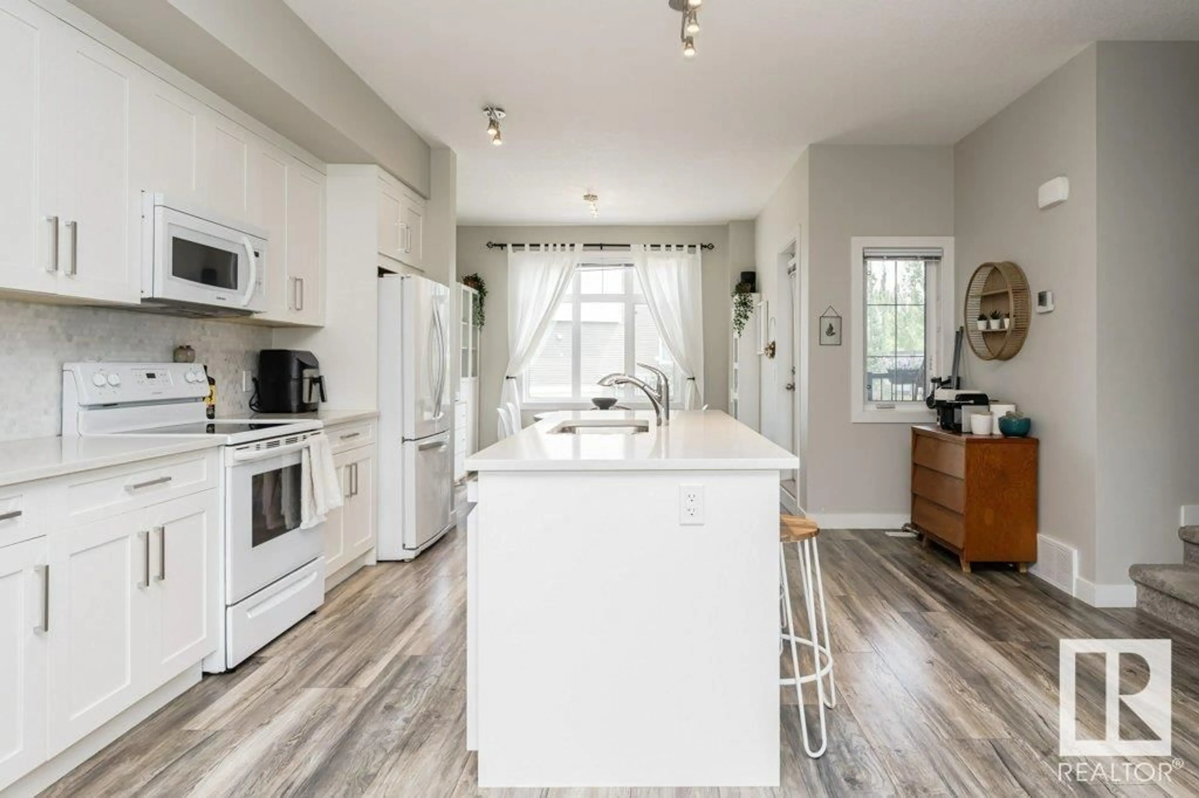 Open concept kitchen, unknown for #2 - 600 BELLEROSE DR, St. Albert Alberta T8N7T5