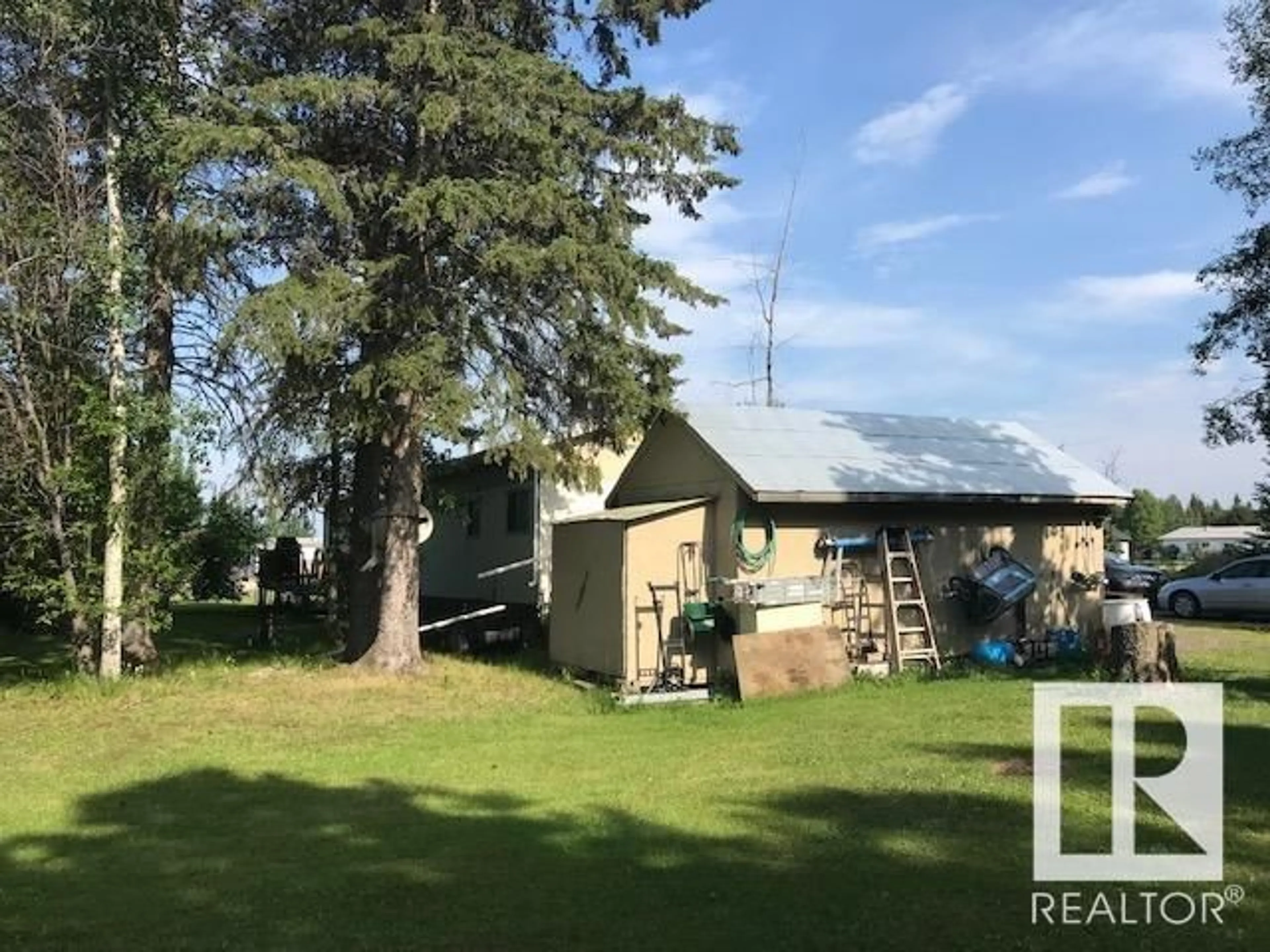 Shed for 5610 51 ST, Niton Junction Alberta T7E5A1