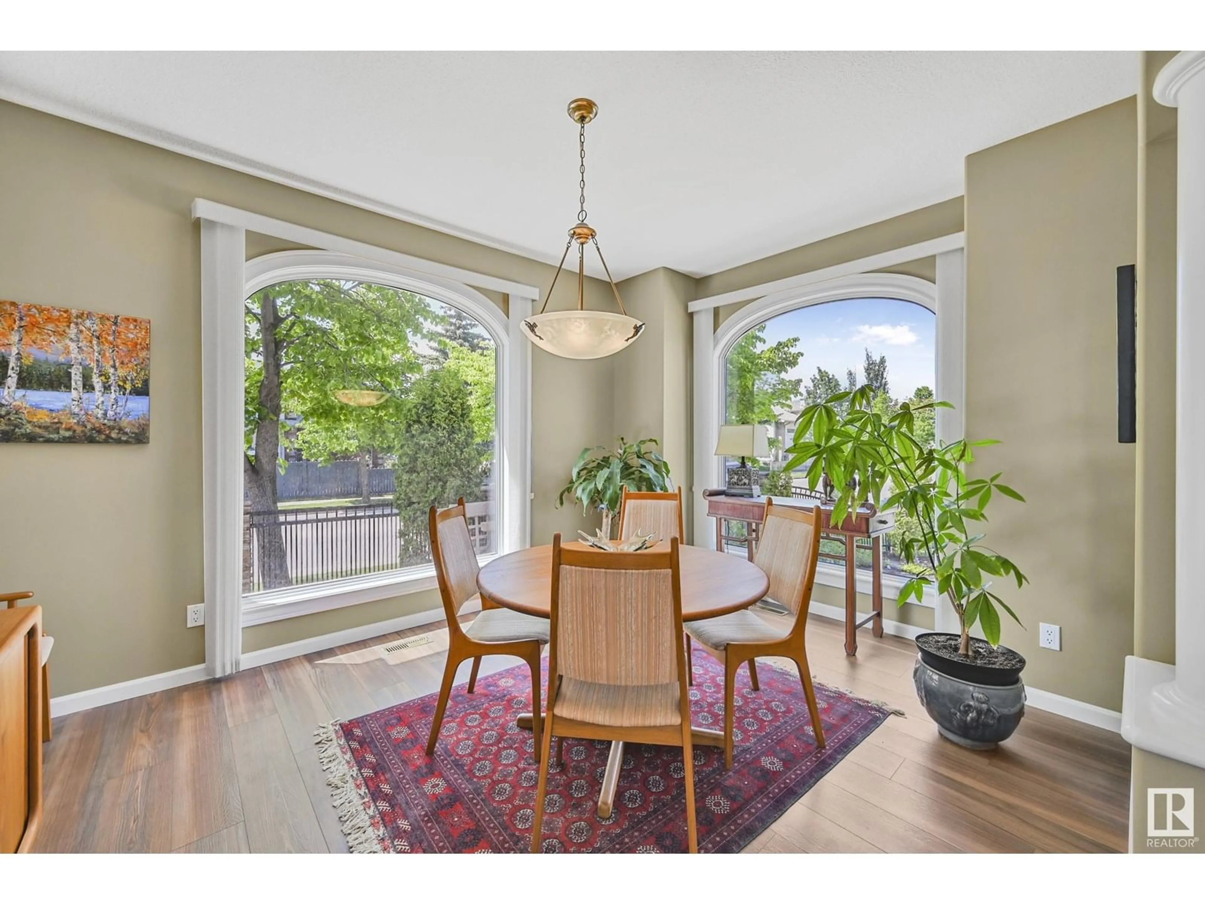 Dining room, unknown for 11547 13 AV, Edmonton Alberta T6J7A8