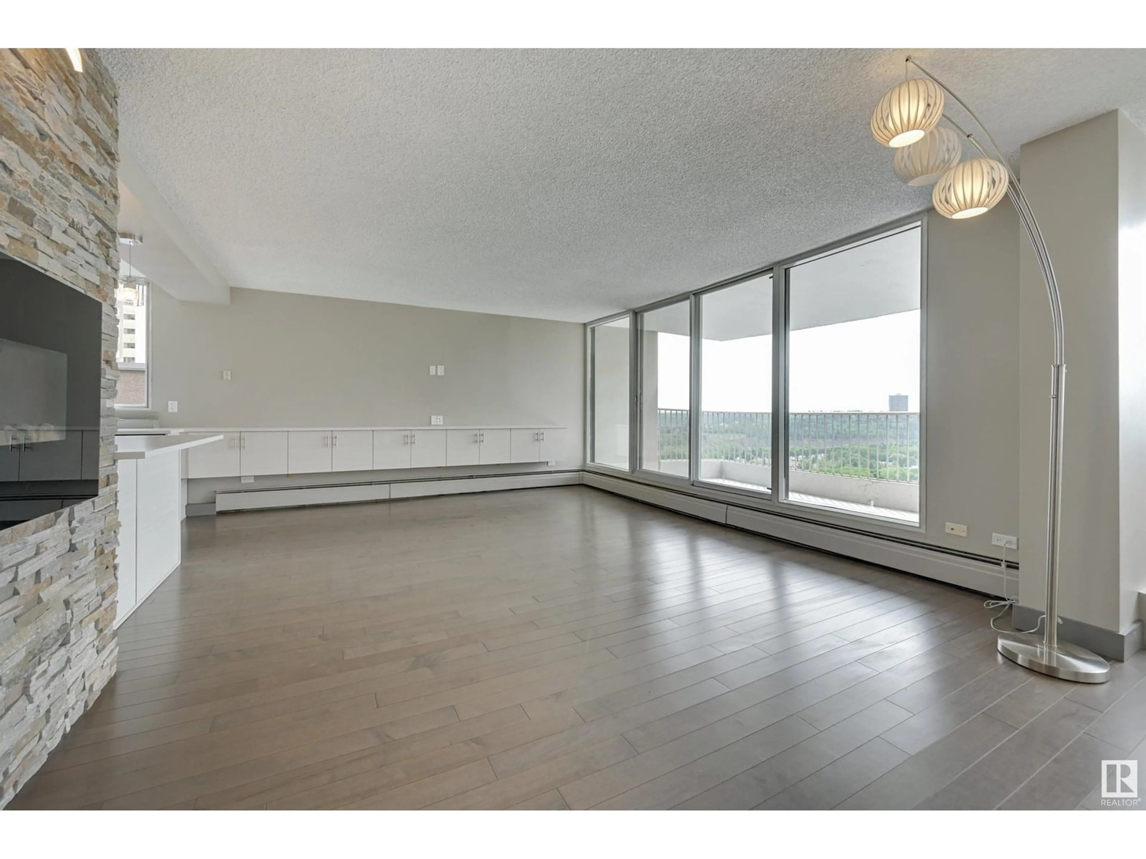 A pic of a room for 701 - 9923 103 ST, Edmonton Alberta T5K2J3