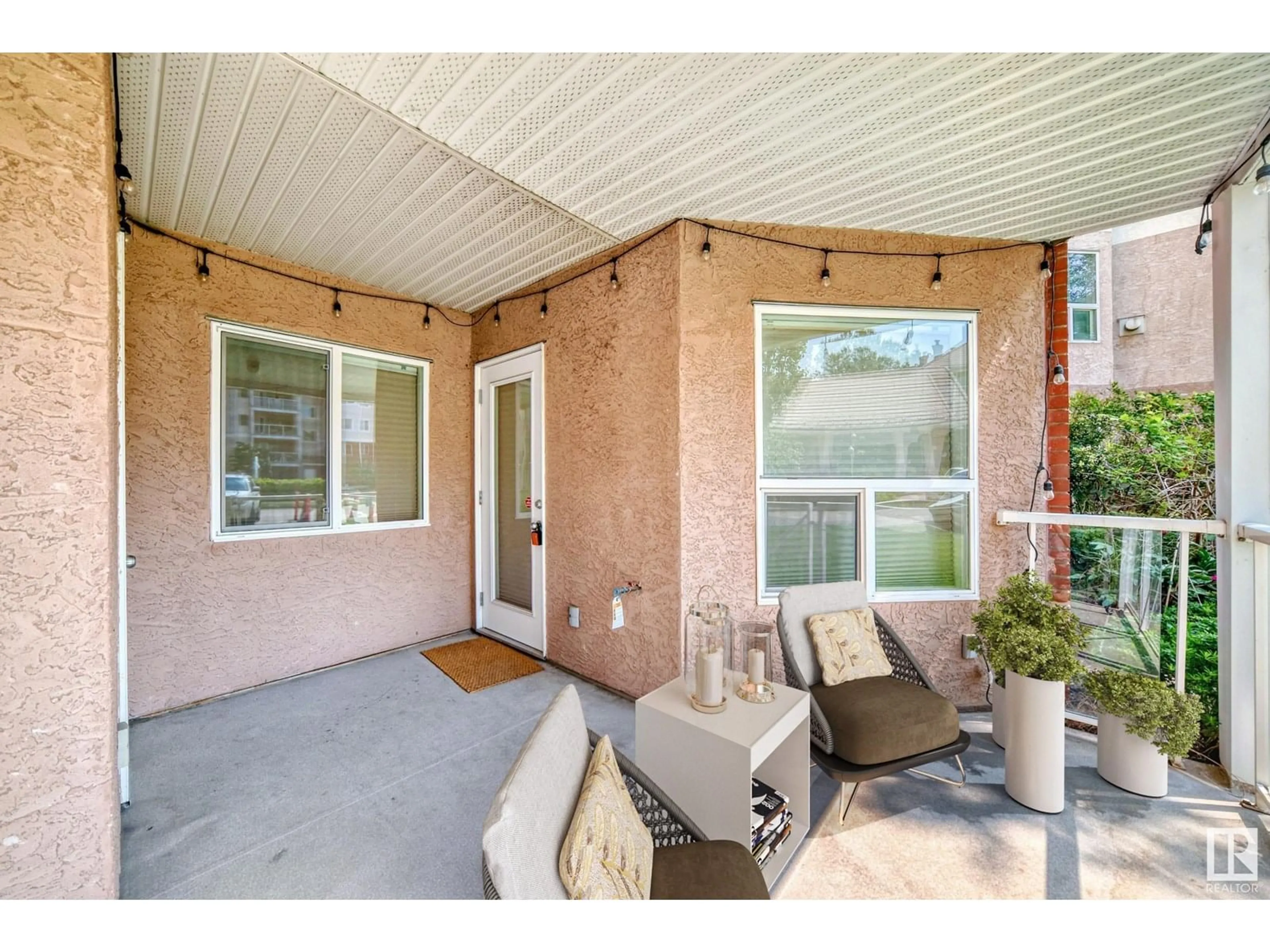 Patio, street for #102 - 9008 99 AV, Edmonton Alberta T5H4M6