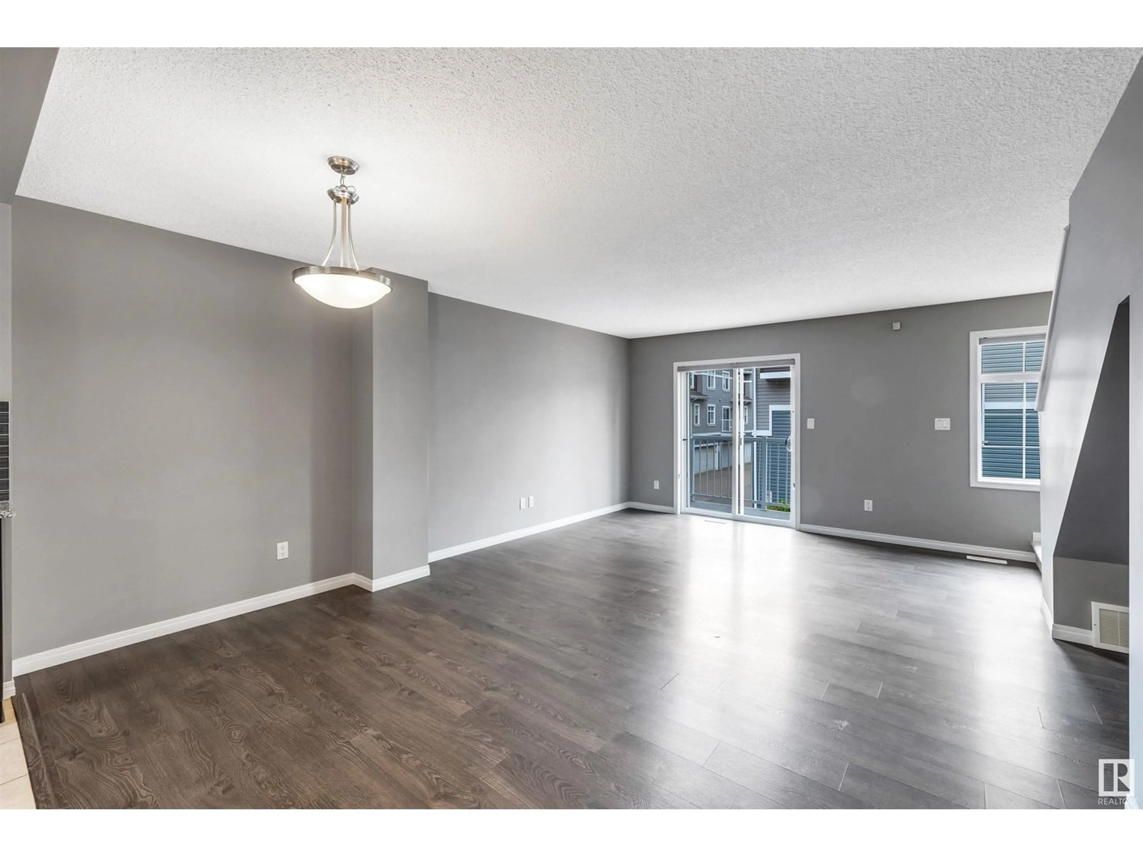 Unknown for 9151 - 51 SHAW WY, Edmonton Alberta T6X1W7