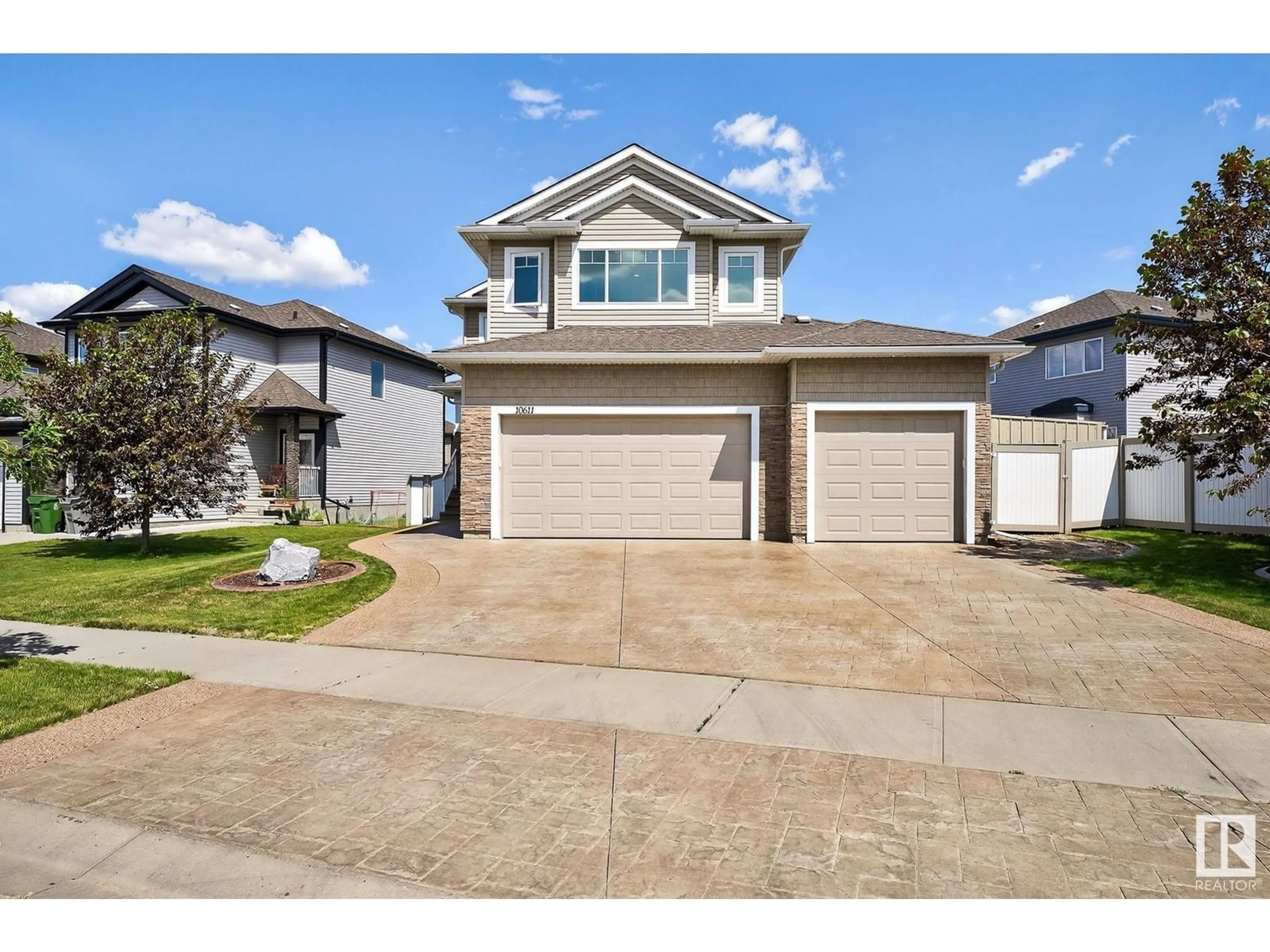 Unknown for 10611 97 ST, Morinville Alberta T8R0B8