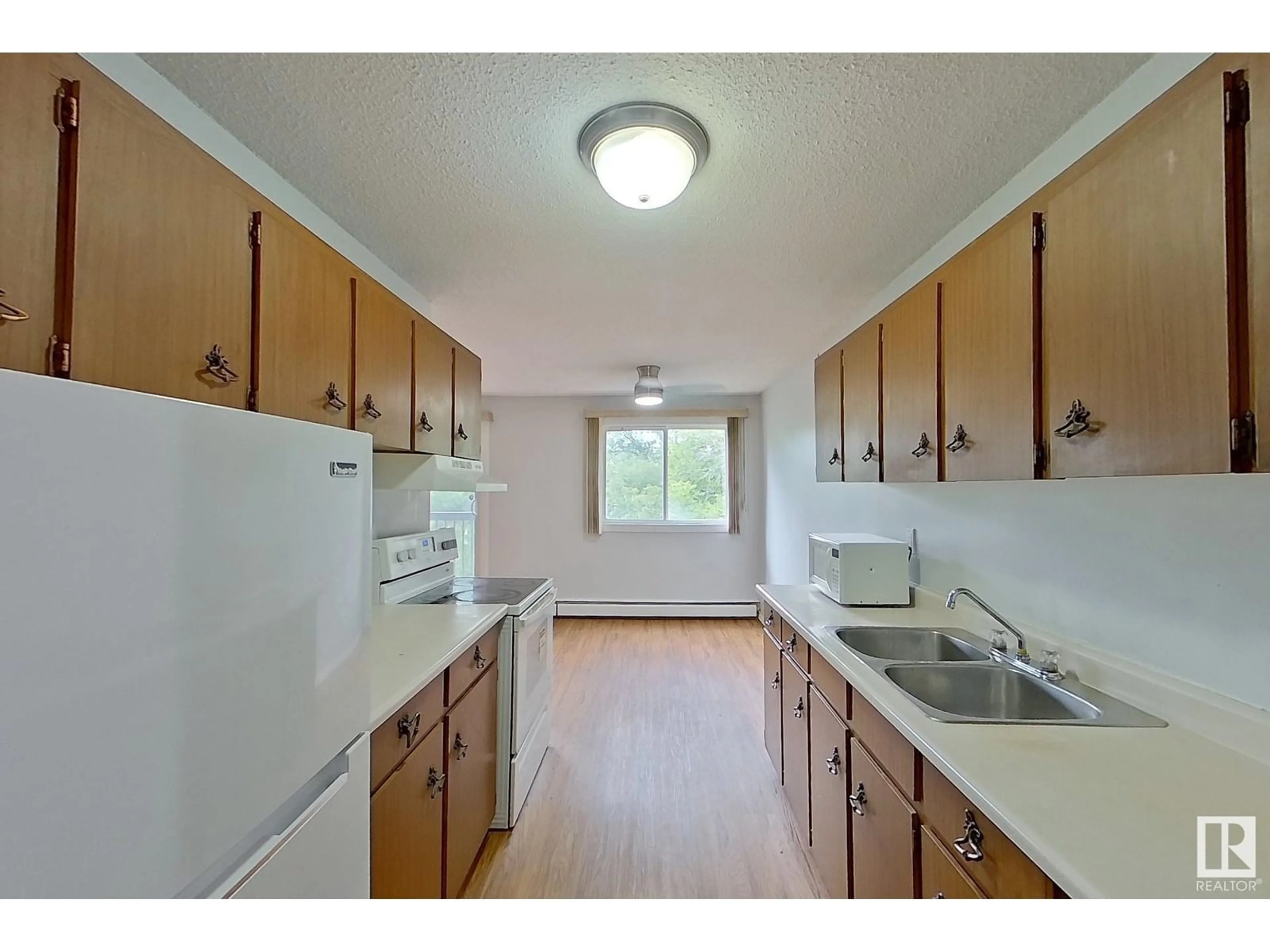 Standard kitchen, unknown for #306 - 10725 111 ST NW, Edmonton Alberta T5H3G2