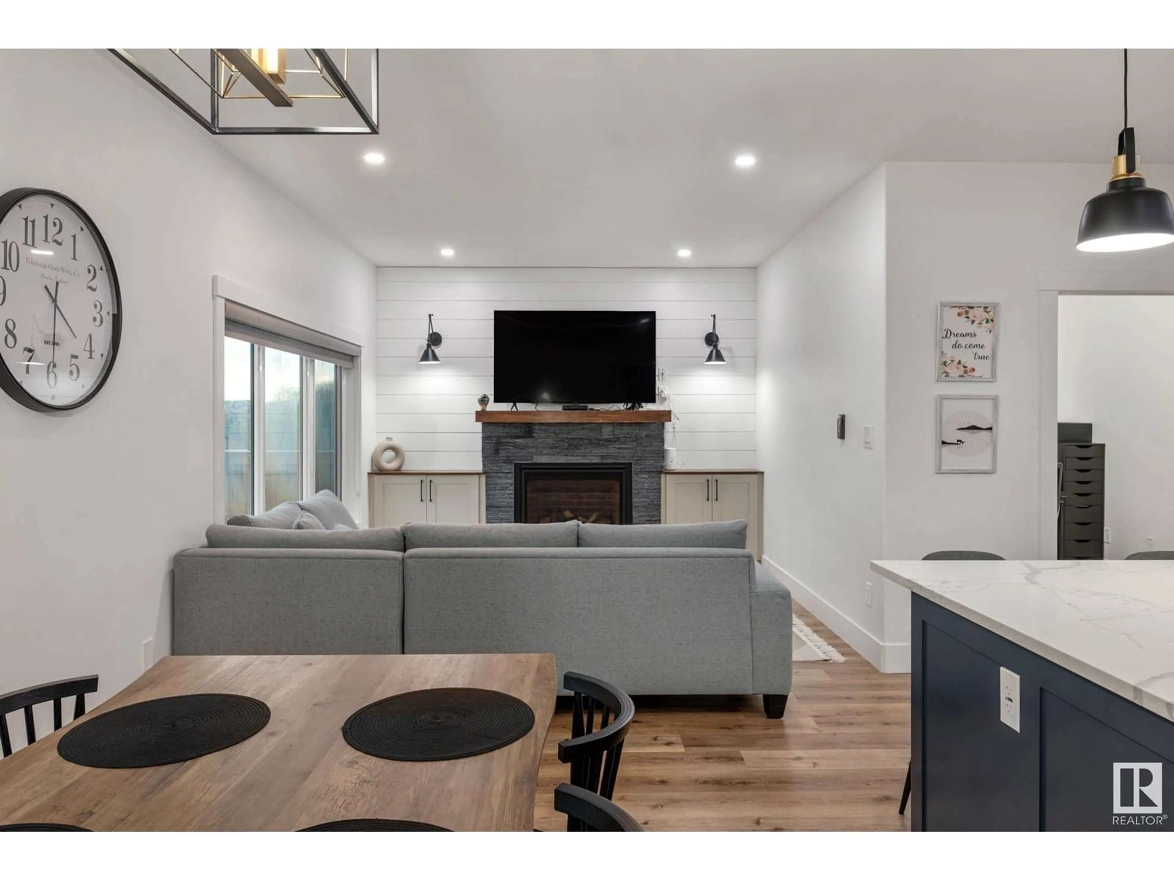 Home theater for 5094 EDGEMONT BV, Edmonton Alberta T6M2N6