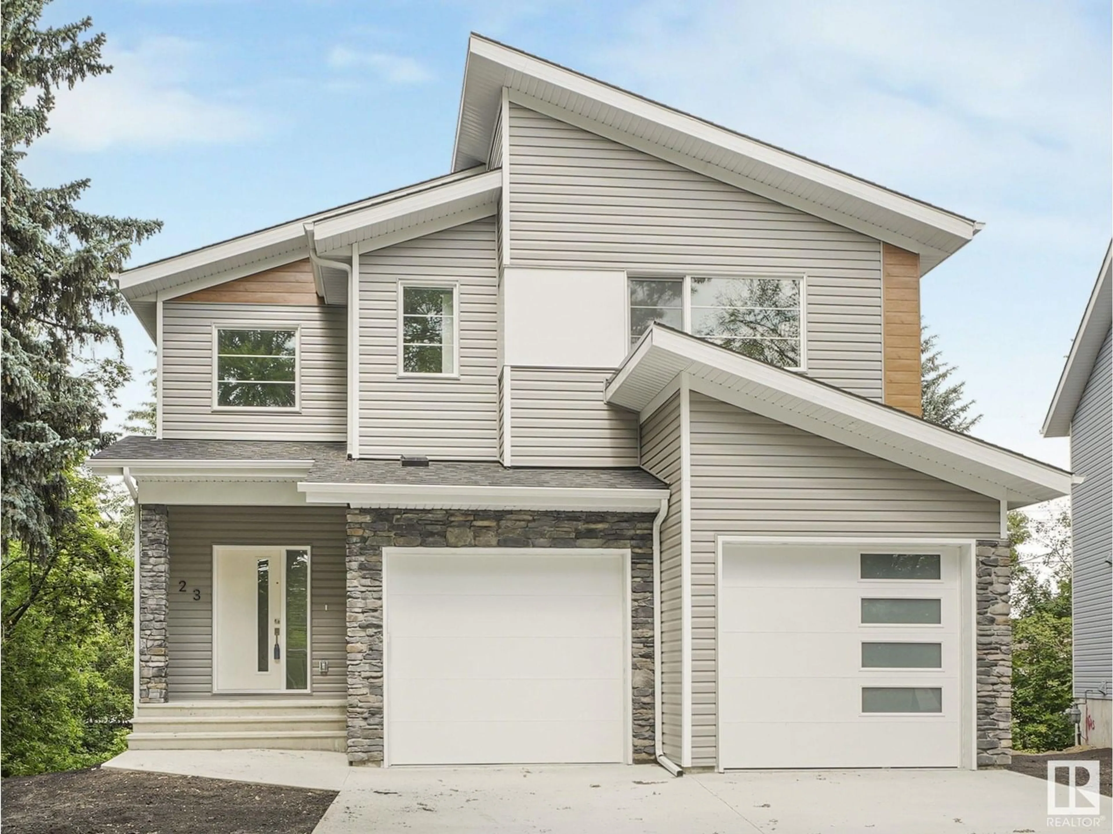 Home with vinyl exterior material, street for 23A SABLE CR, St. Albert Alberta T8N0H3