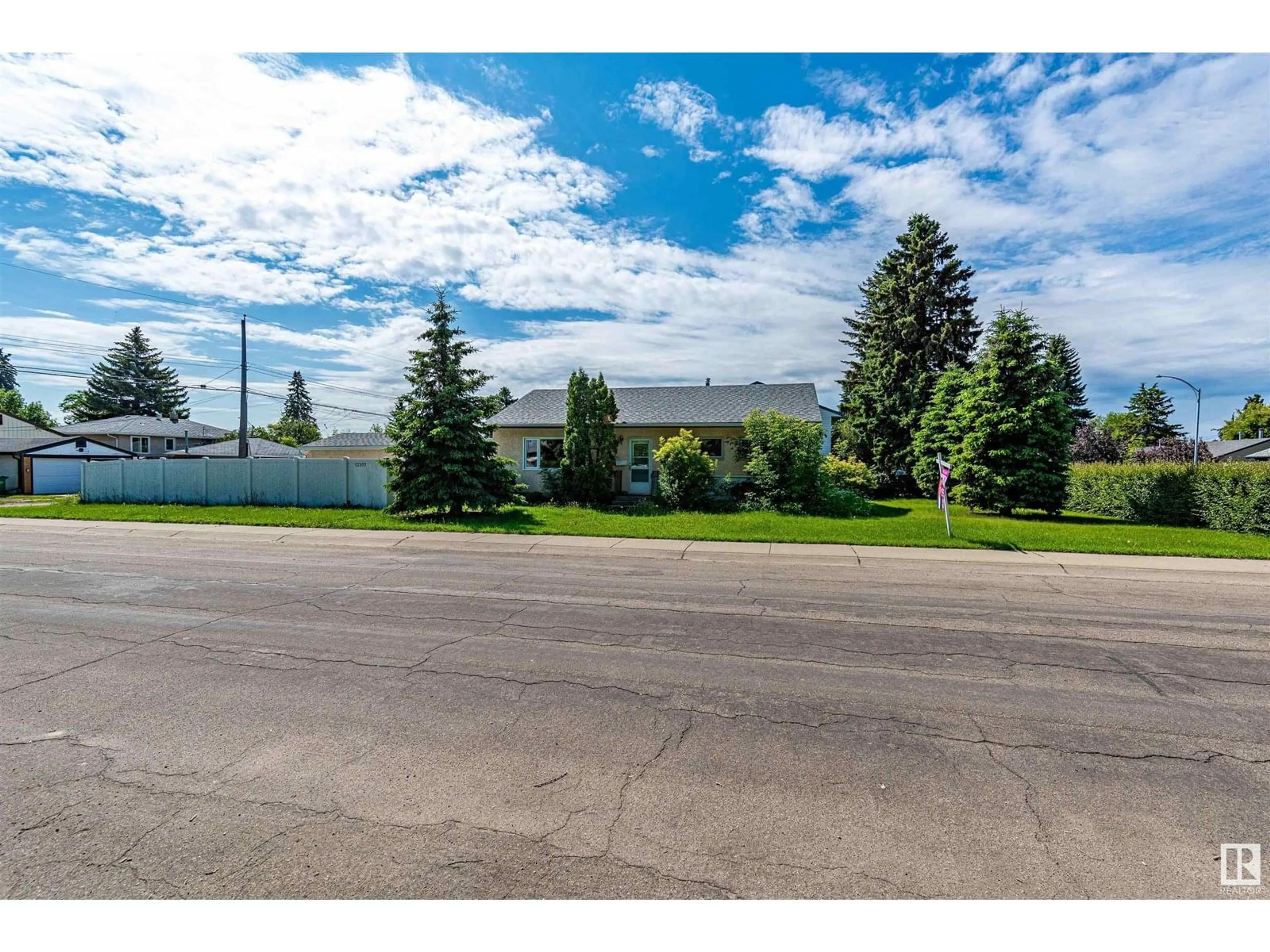 A pic from outside/outdoor area/front of a property/back of a property/a pic from drone, street for NW - 13207 131A AV, Edmonton Alberta T5L3P1