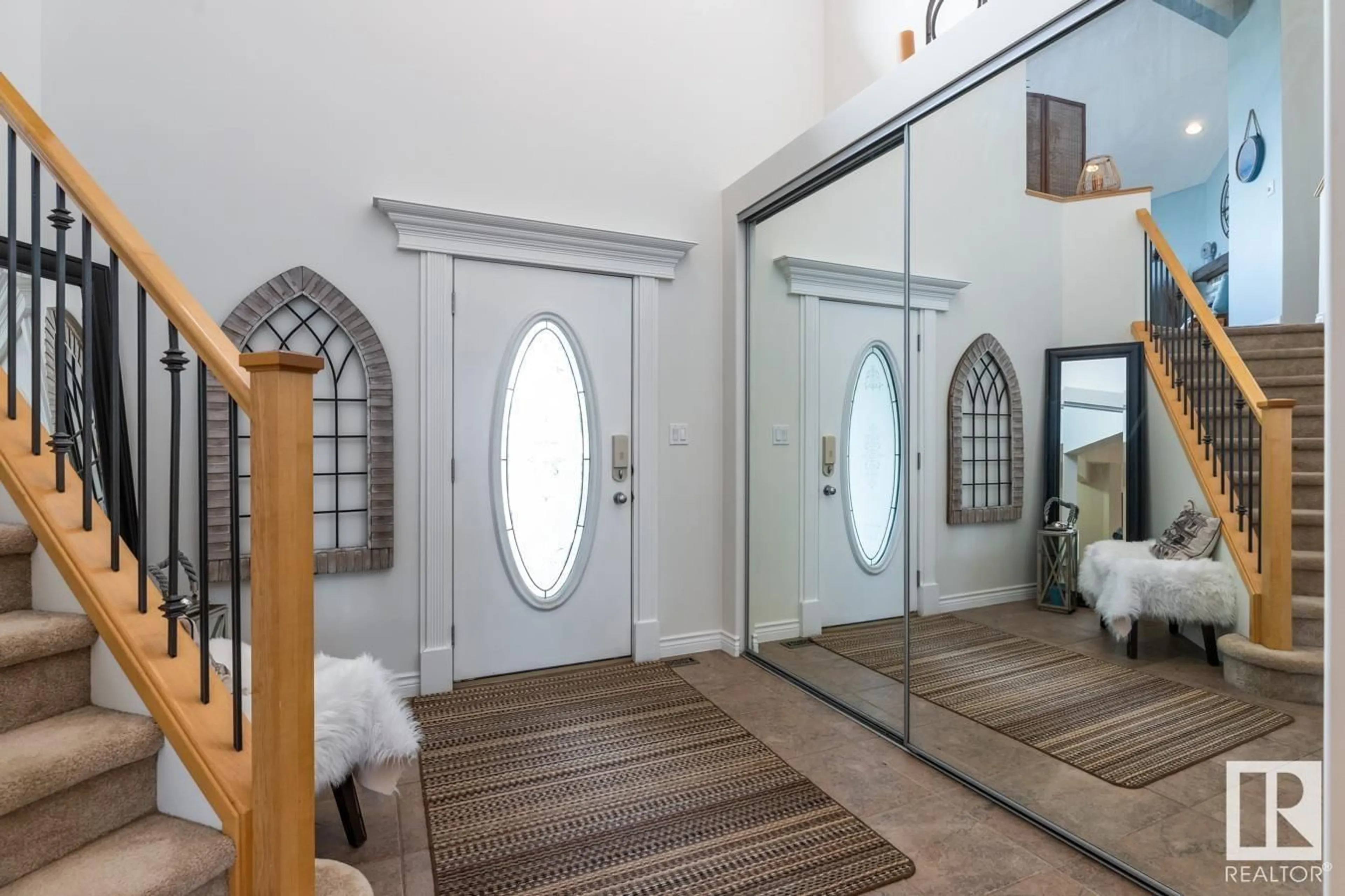 Indoor entryway for 81 RIDGELAND BA, Sherwood Park Alberta T8A6N6