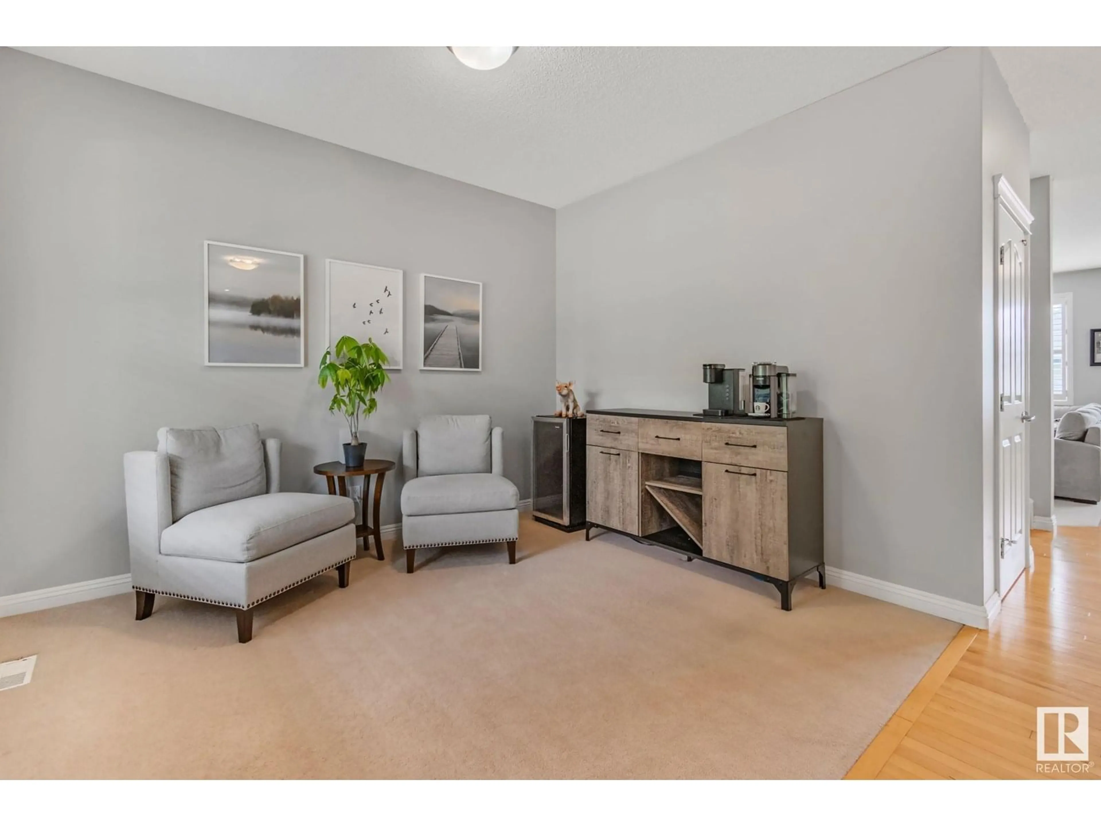 Living room with furniture, unknown for 5343 TERWILLEGAR BV, Edmonton Alberta T6R3H9