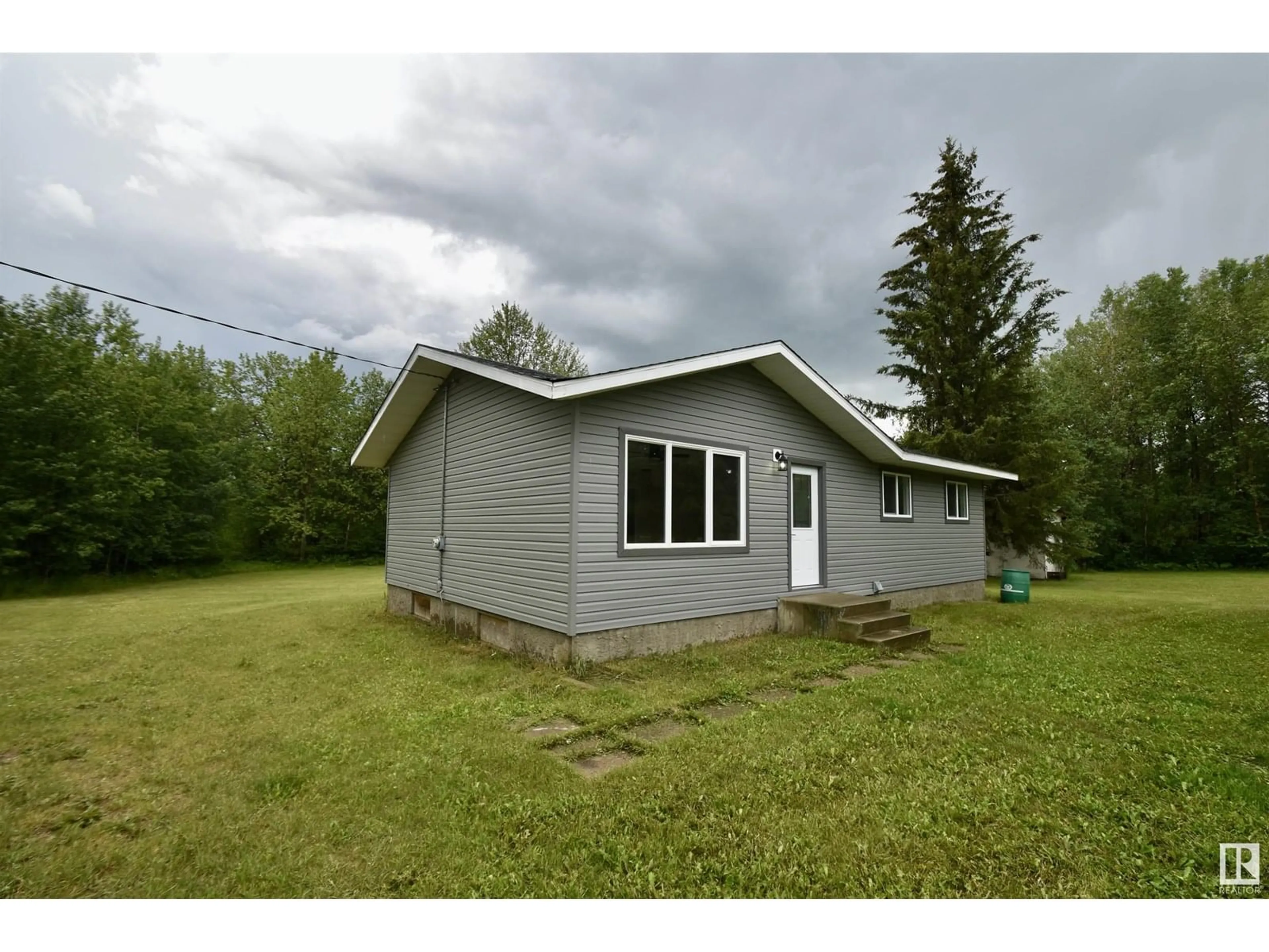 Shed for 3 13239 TWP RD 615, Rural Smoky Lake County Alberta T0A3C0