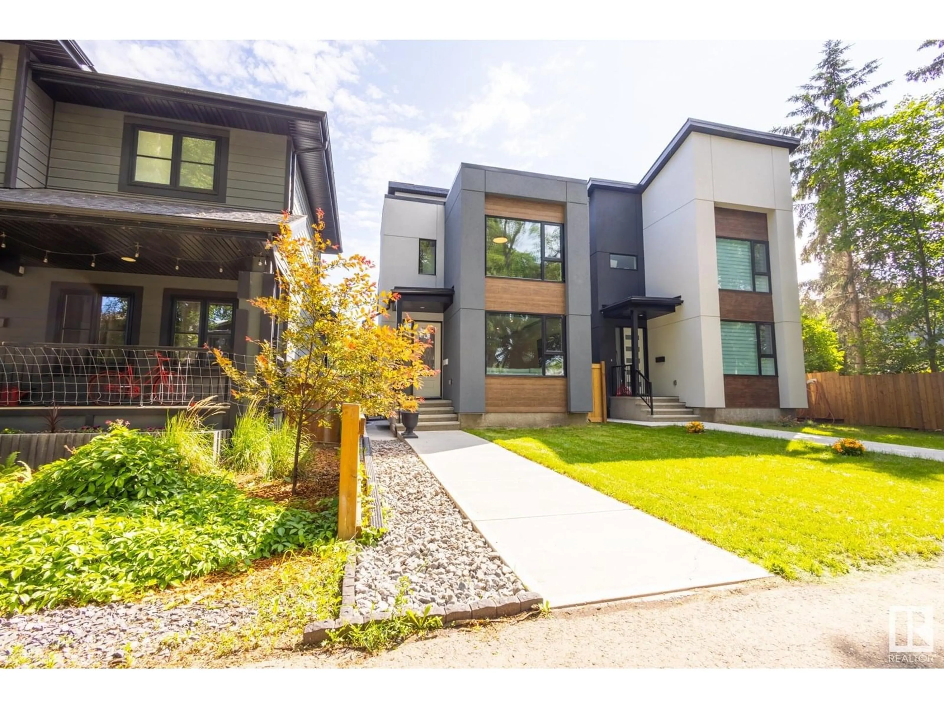 Home with brick exterior material, street for NW - 10167 89 ST, Edmonton Alberta T5H1P8