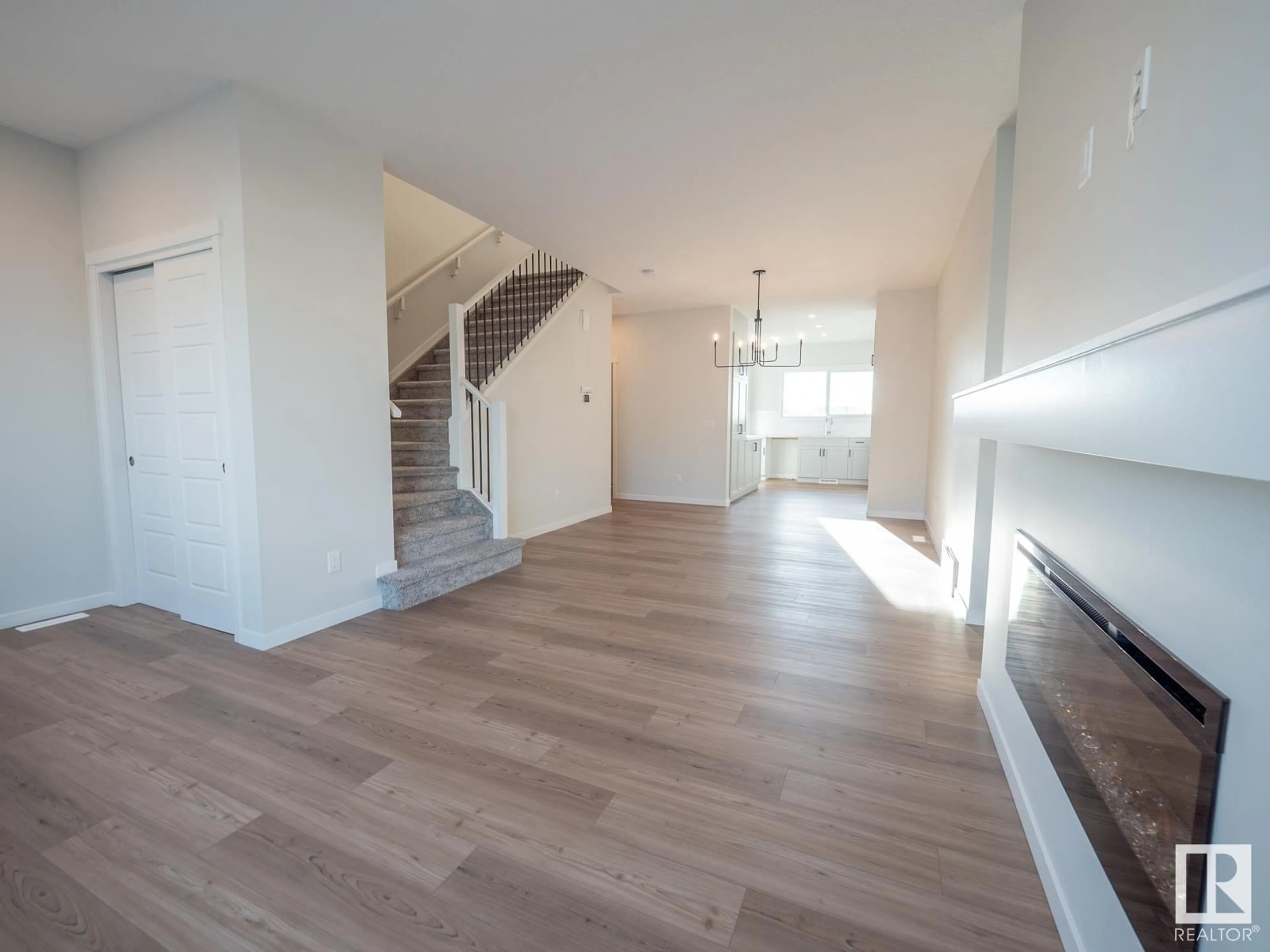 A pic of a room for 9332 229 ST, Edmonton Alberta T5T4W8