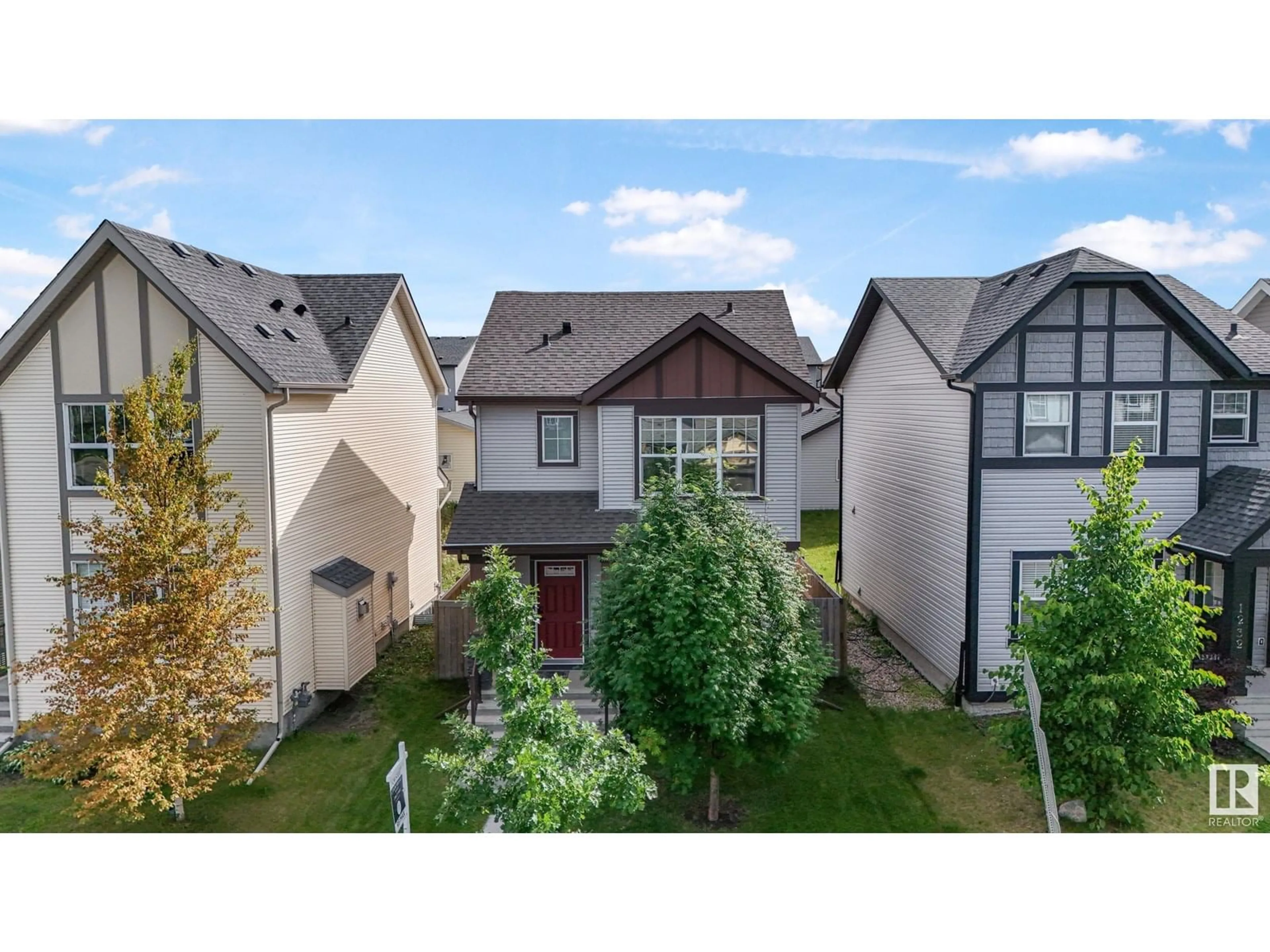 A pic from outside/outdoor area/front of a property/back of a property/a pic from drone, street for 1230 MCCONACHIE BV, Edmonton Alberta T5Y3T1