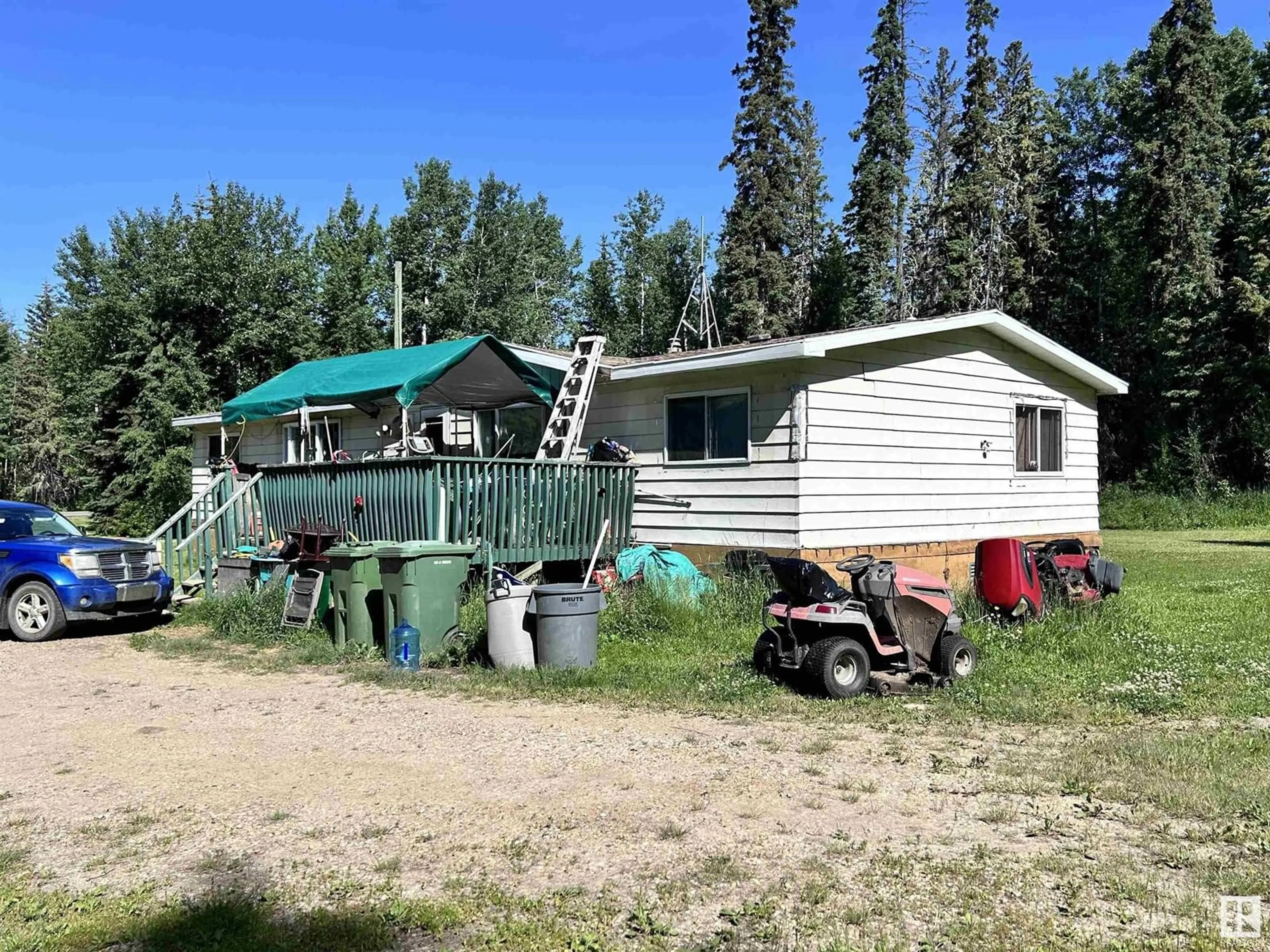Shed for 3260 CALLING LAKE DRIVE, Calling Lake Alberta T0G0K0
