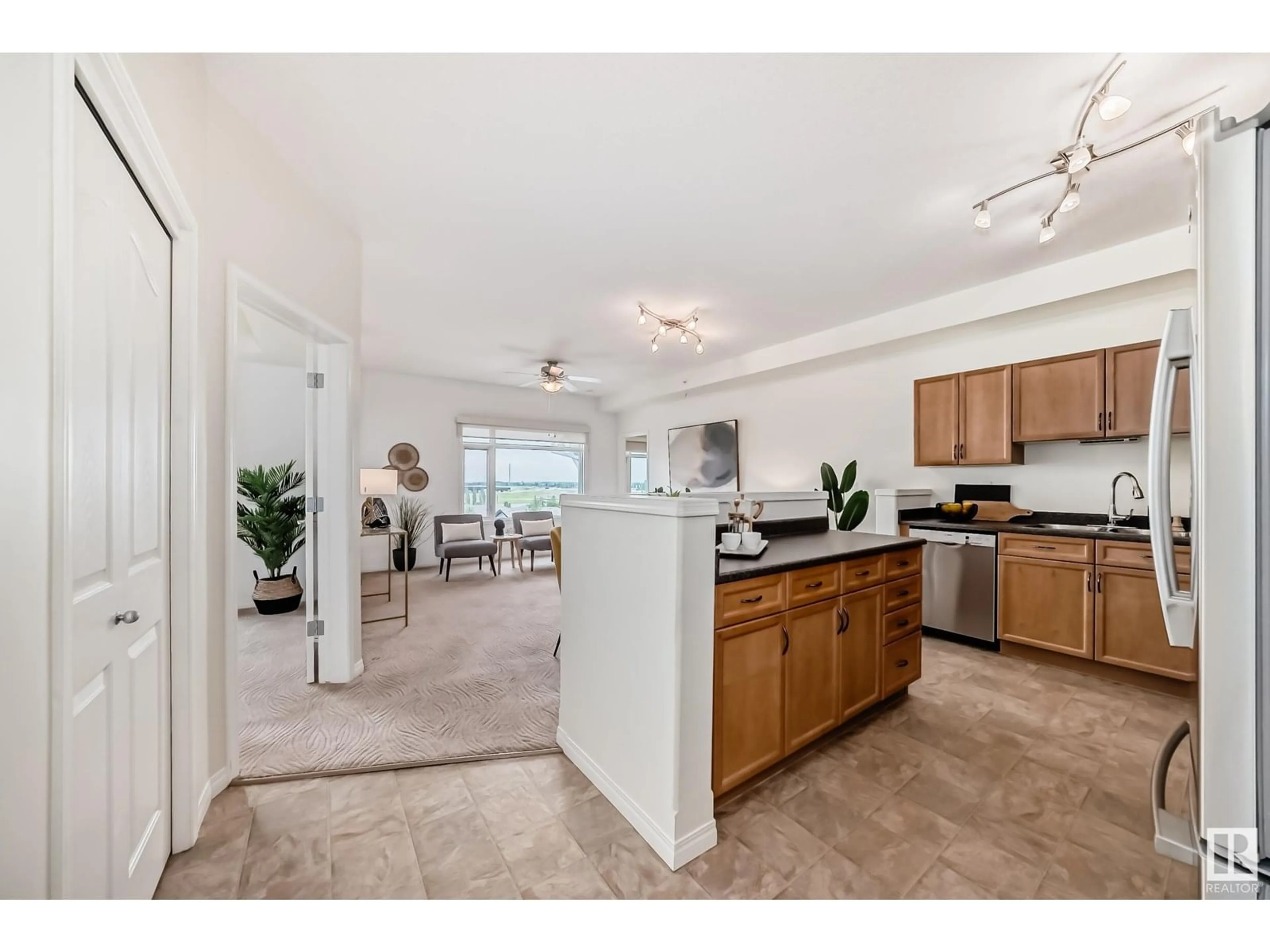 Open concept kitchen, unknown for 1589 - 403 GLASTONBURY BV, Edmonton Alberta T5T2V1