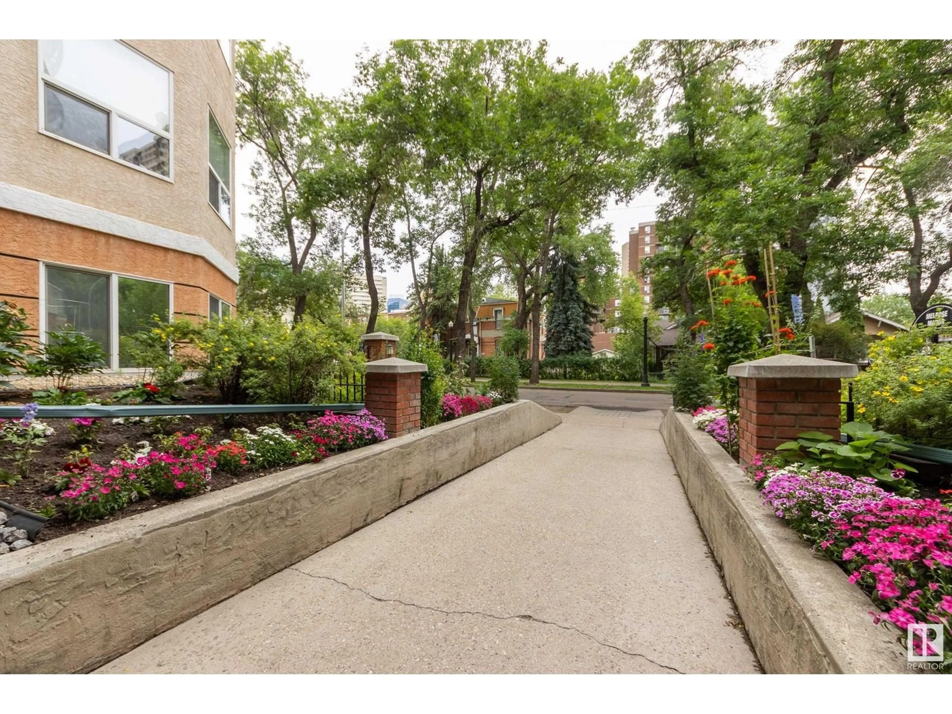 Patio, street for #408 - 9938 104 ST, Edmonton Alberta T5K2K7