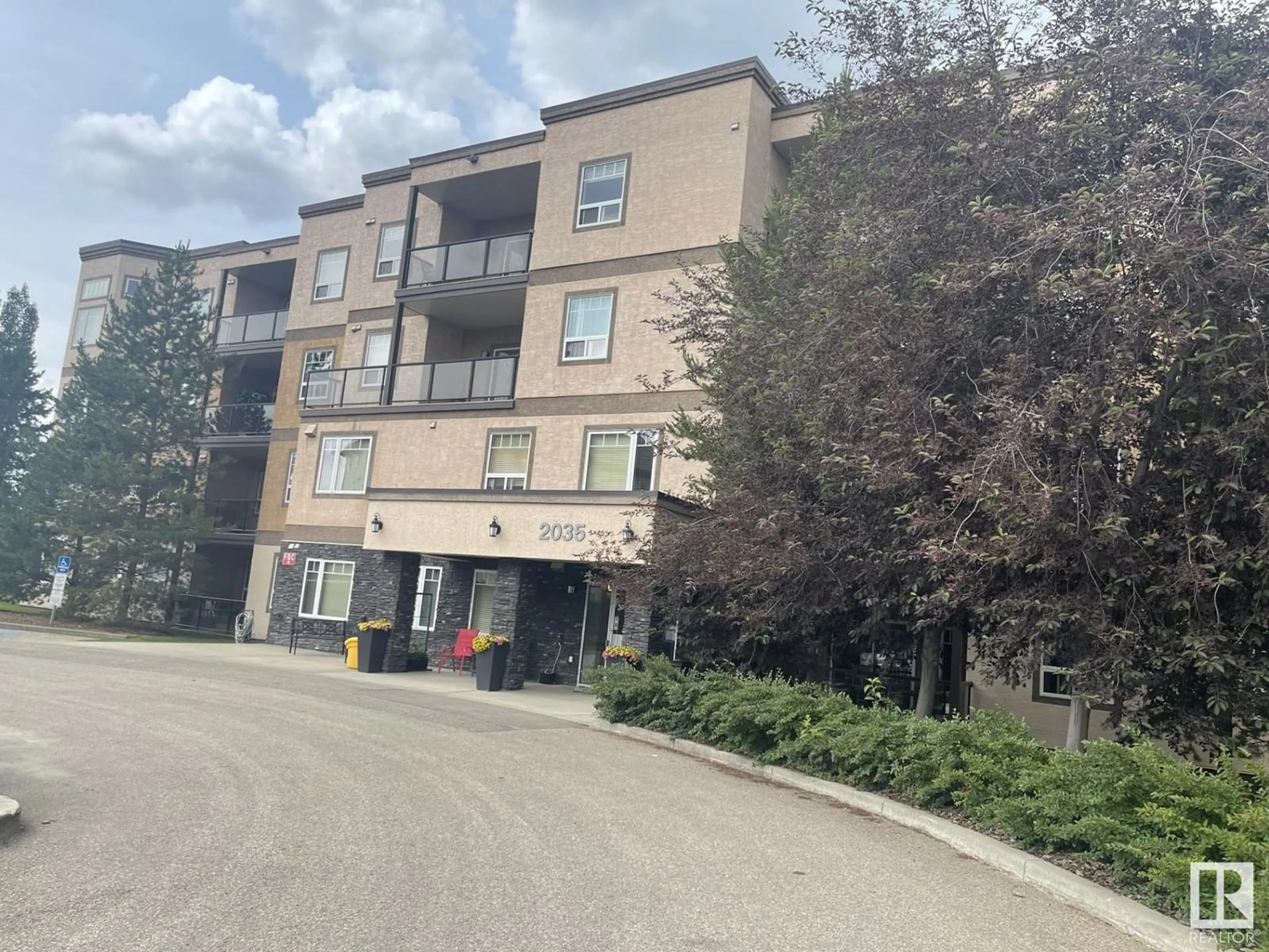 Unknown for #105 - 2035 GRANTHAM COURT, Edmonton Alberta T5T3X4