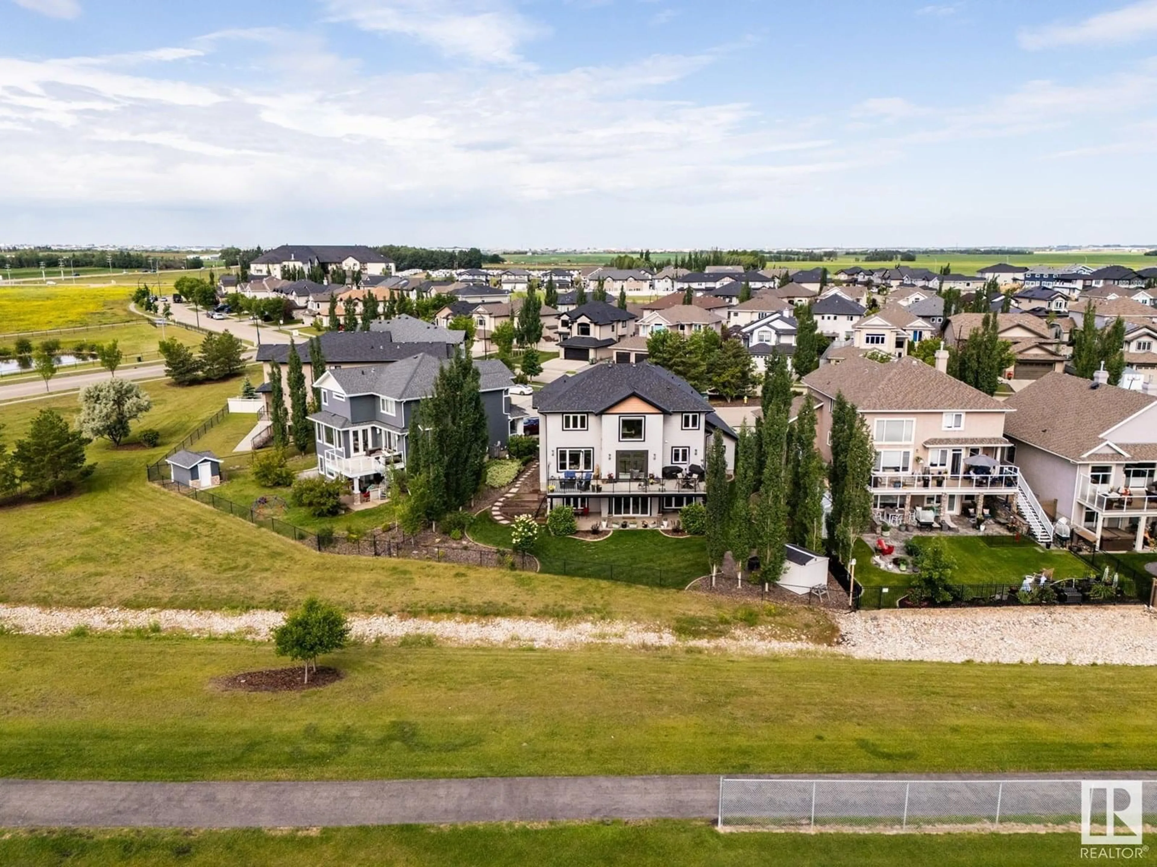 A pic from outside/outdoor area/front of a property/back of a property/a pic from drone, water/lake/river/ocean view for 3011 MONTROSE BV, Beaumont Alberta T6X0C1