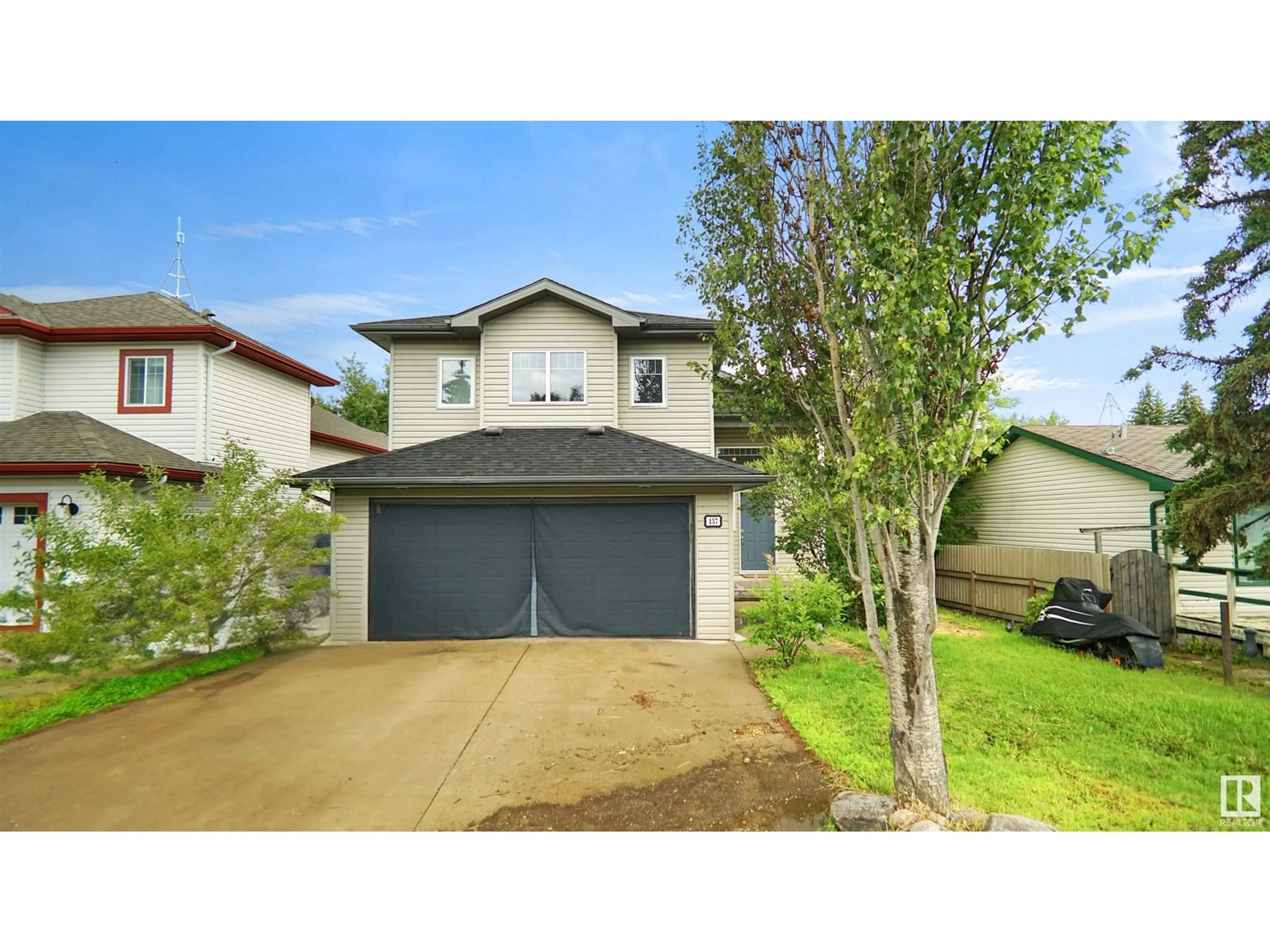 A pic from outside/outdoor area/front of a property/back of a property/a pic from drone, street for 157 SOUTH COOKING LAKE RD, Rural Strathcona County Alberta T8E1J1